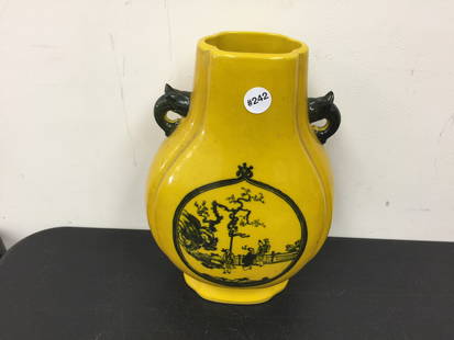 19thC Chinese Vase: ceramic, 19thc landscape art scene, 13"x9".