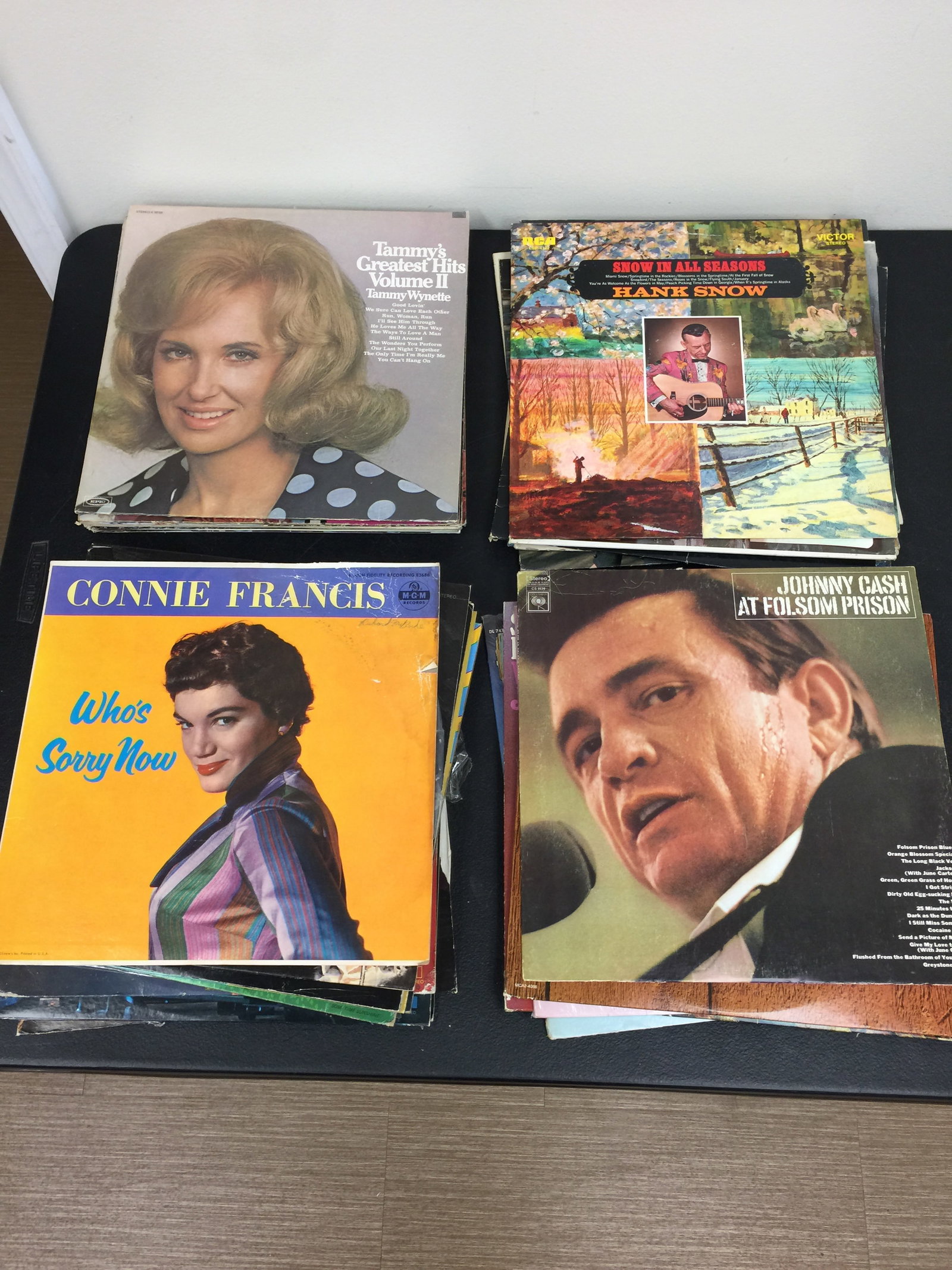 Vintage Country Music Albums: 37 total, includes Johnny Cash, Willie Nelson, Hank Williams and more
