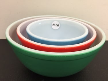 (3) Pyrex Bowls