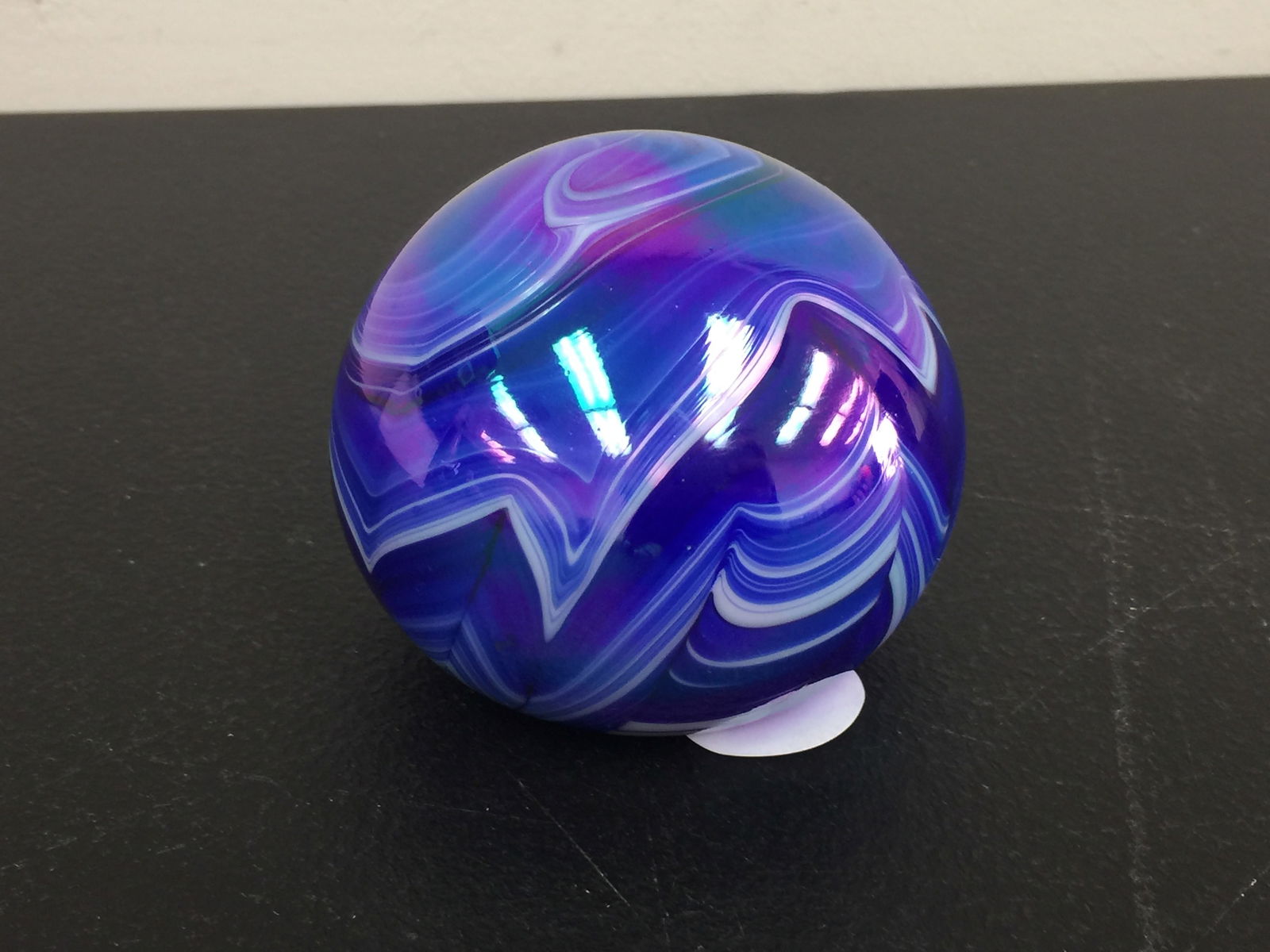 Art Glass Paperweight: 3" round
