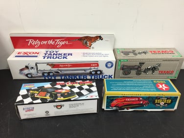 4 Diecast Vehicles