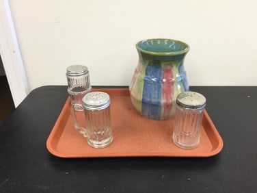 Hull Vase Plus