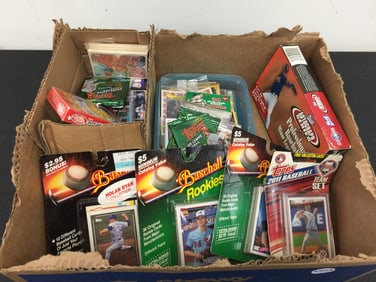 Asssorted Baseball Cards