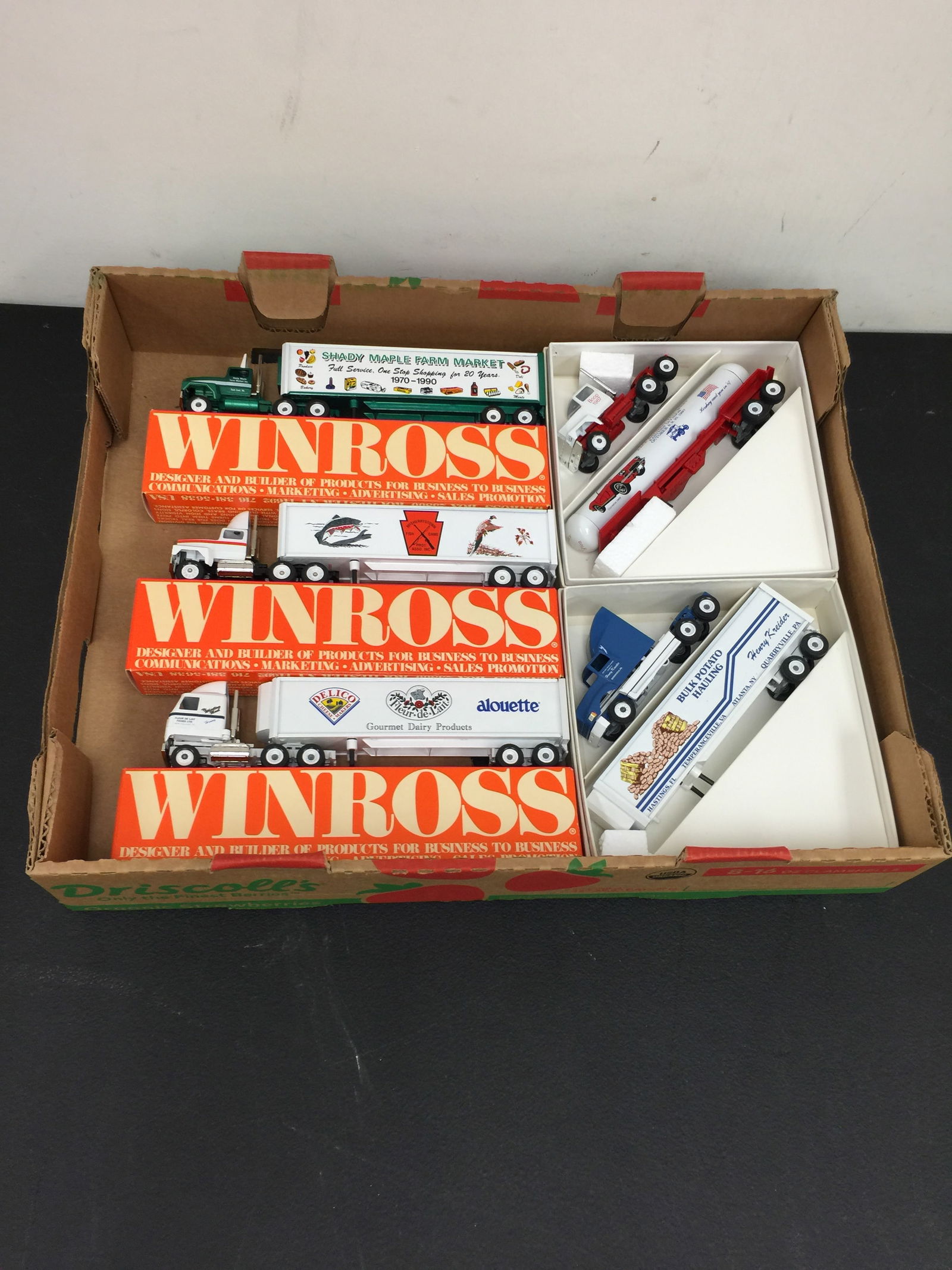 (5) Winross Trucks (1 of 3)