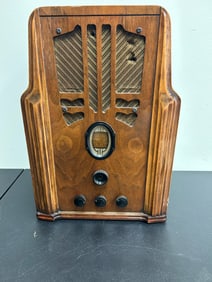 Philco Cathedral Tube Radio