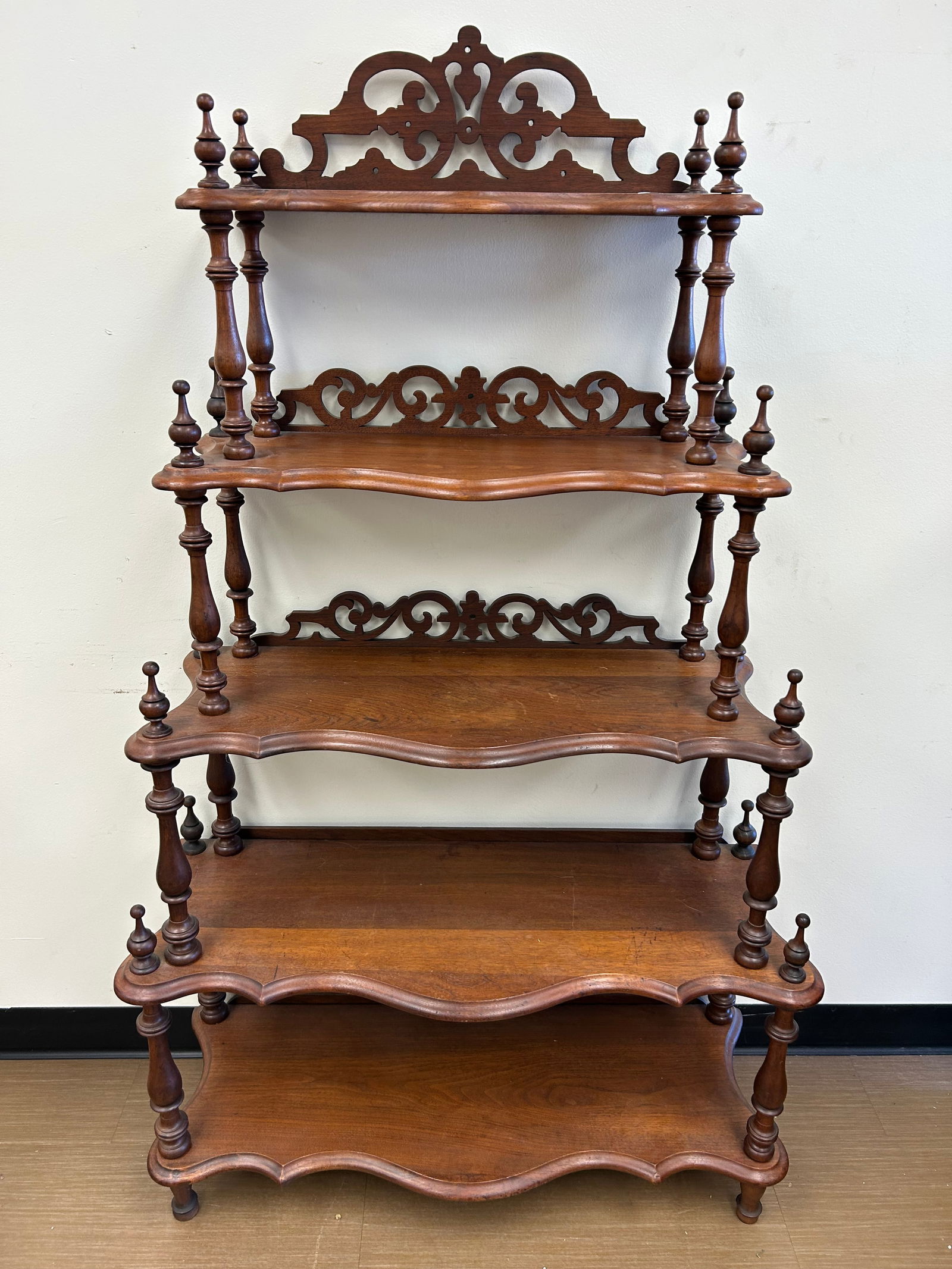 Victorian Etergie: 36" x 12" x 60".