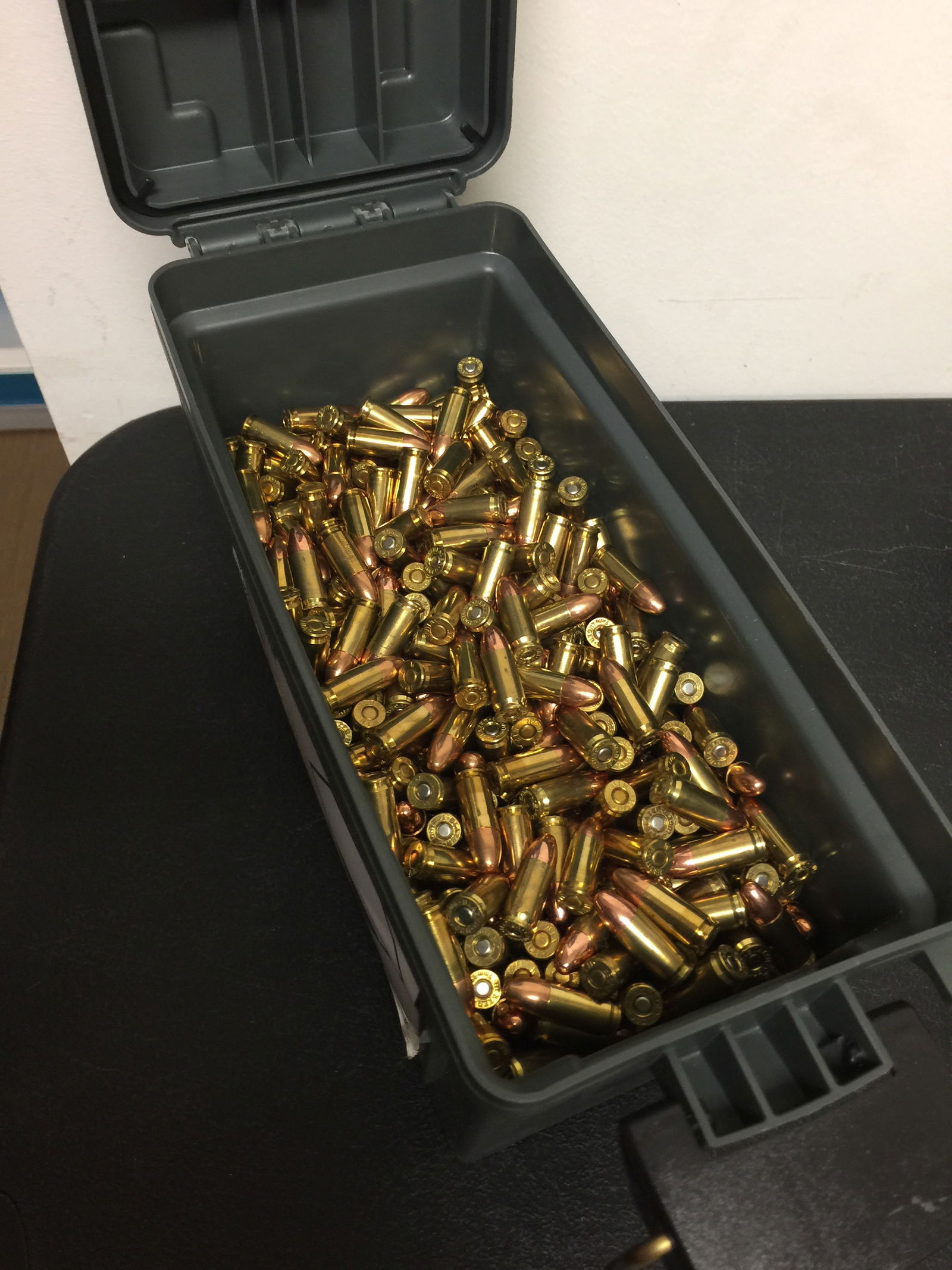 9mm Luger Bullets (1 of 2)