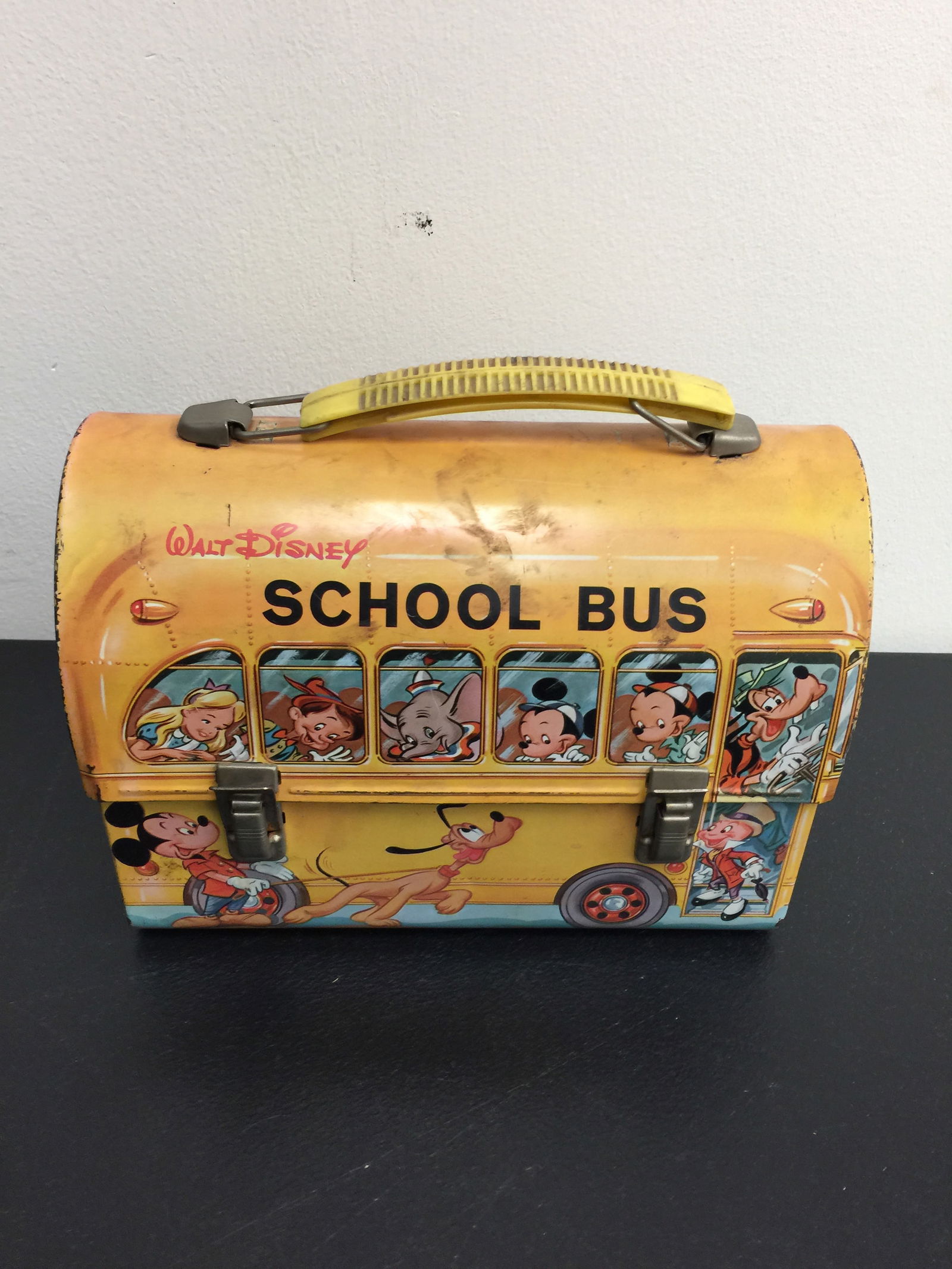 Vintage Walt Disney Lunchbox (1 of 5)