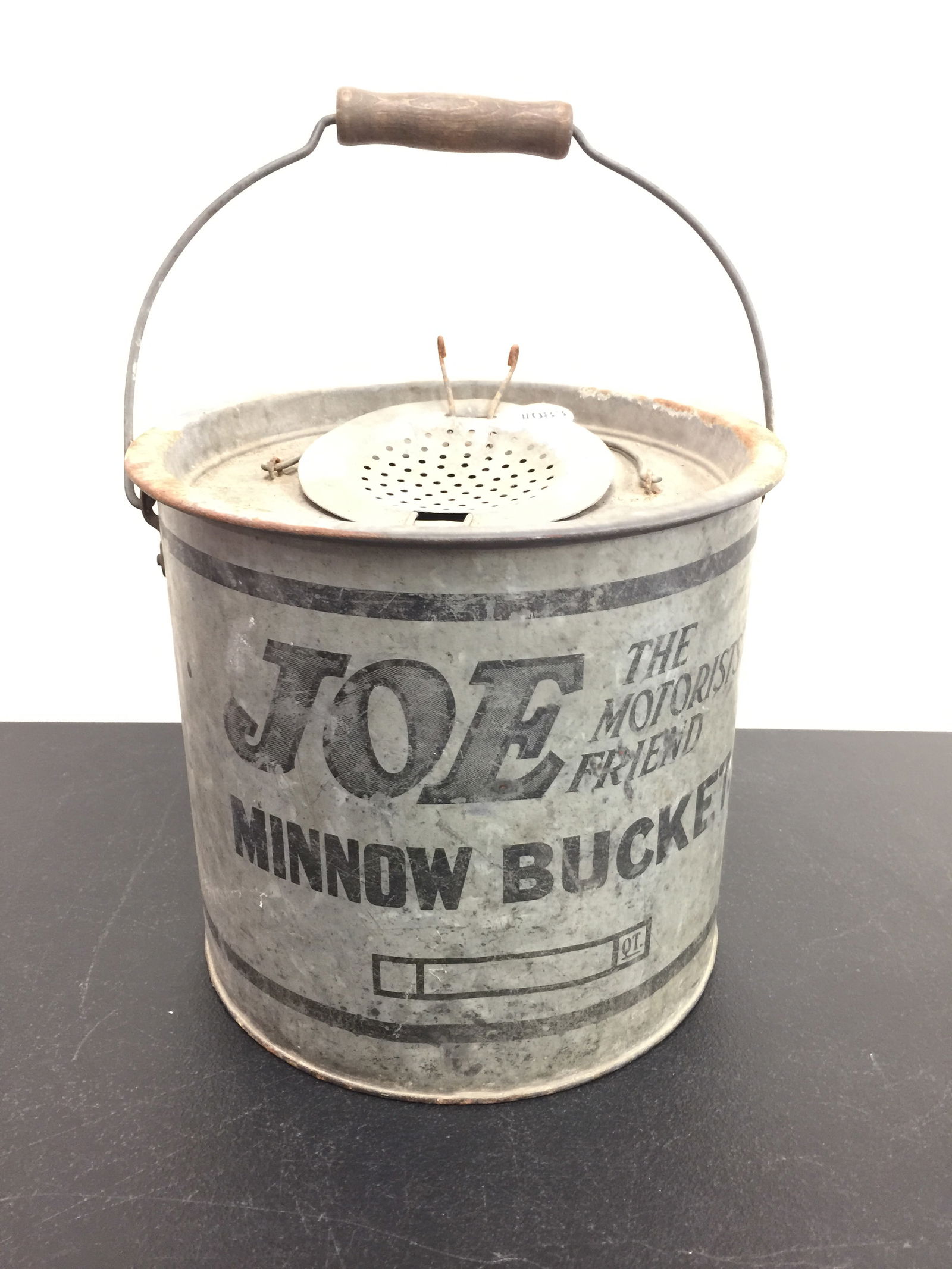 Antique Advertising Minnow Bucket (1 of 4)