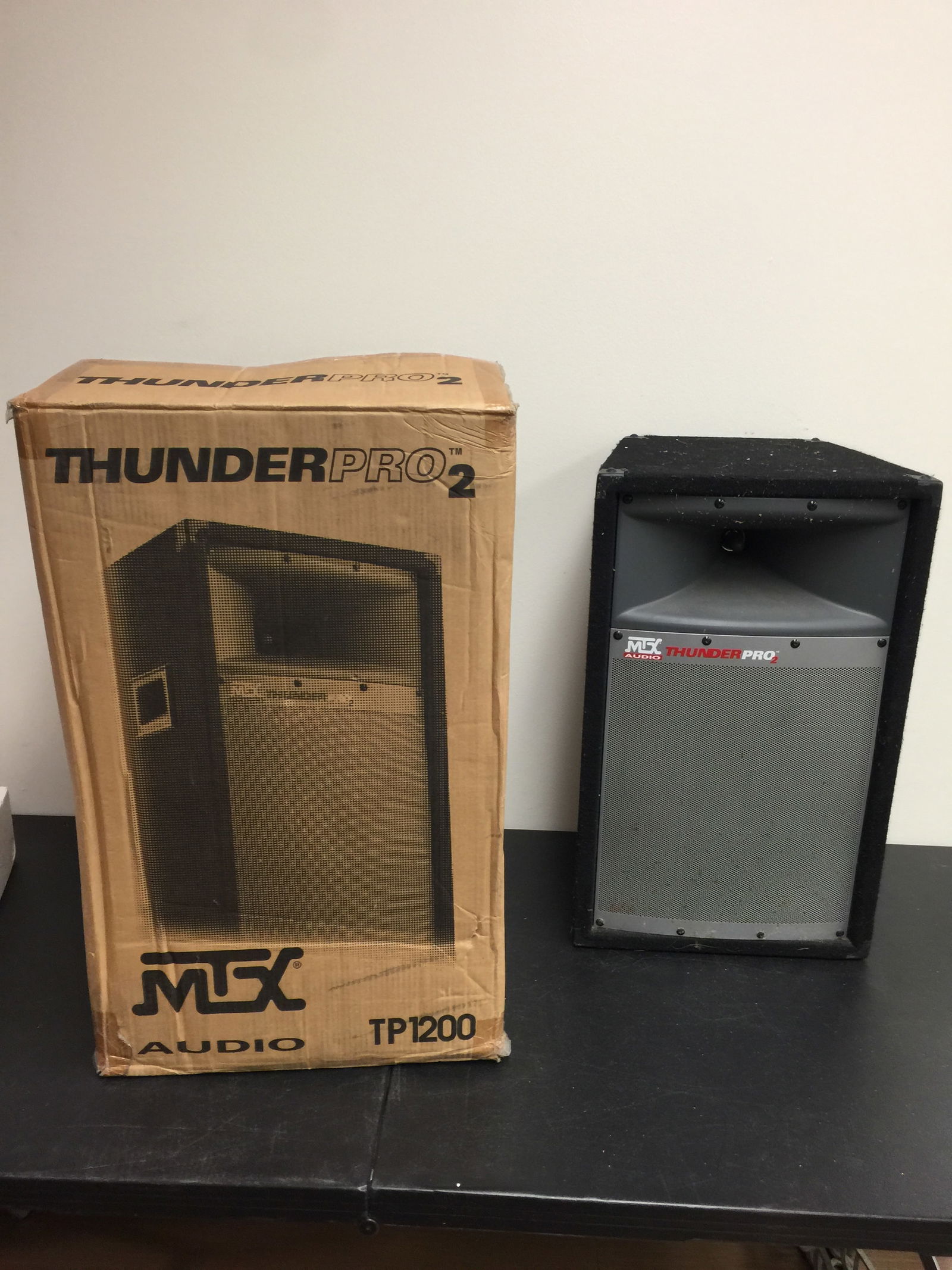 MTX Audio Thunder Pro 2 Speaker (1 of 6)