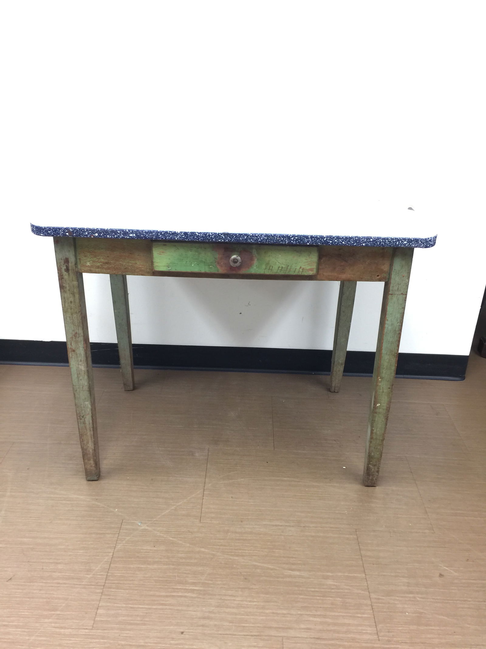 Porcelain Top Table (1 of 5)