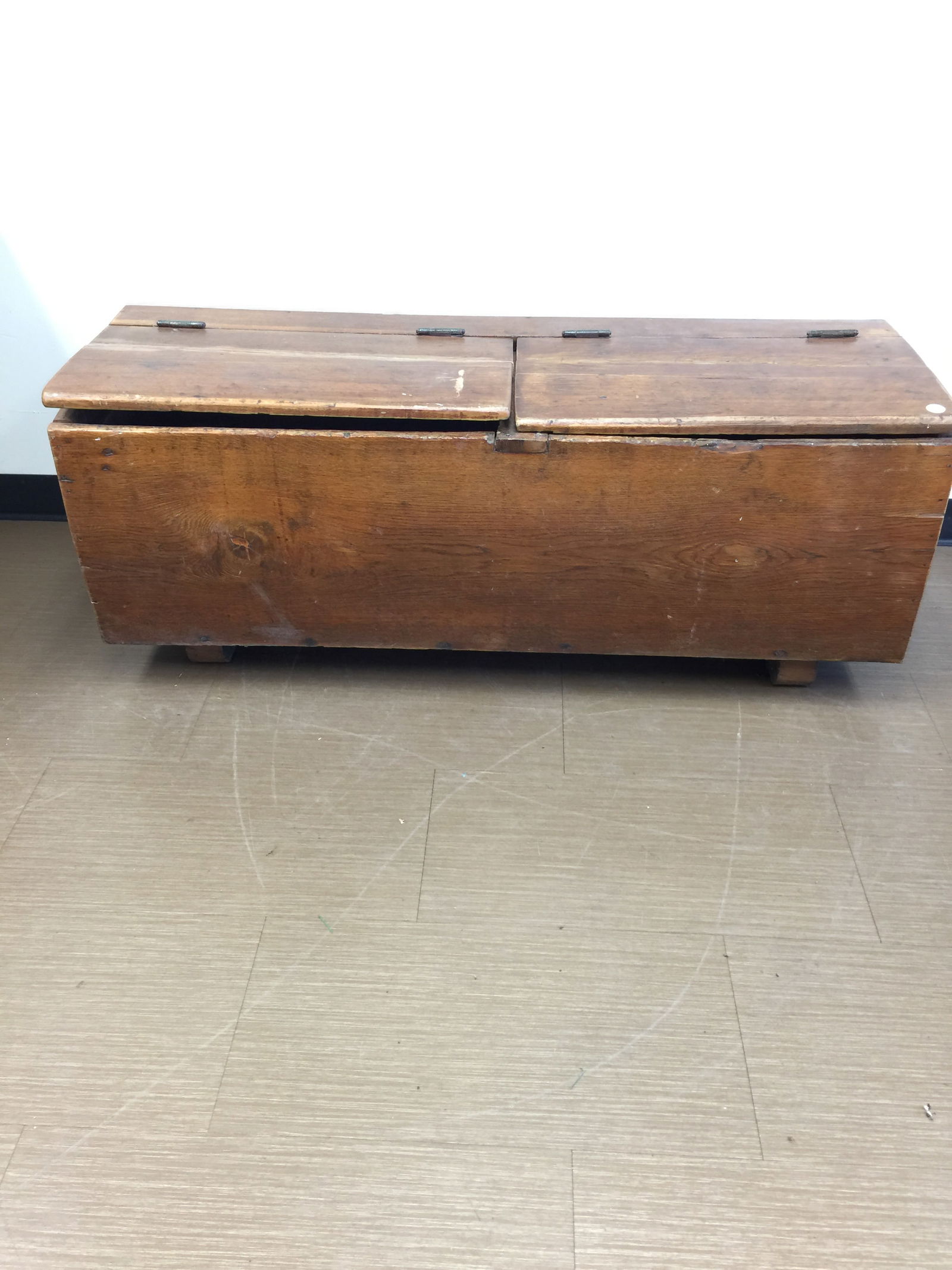 Primitive Wood Box (1 of 10)