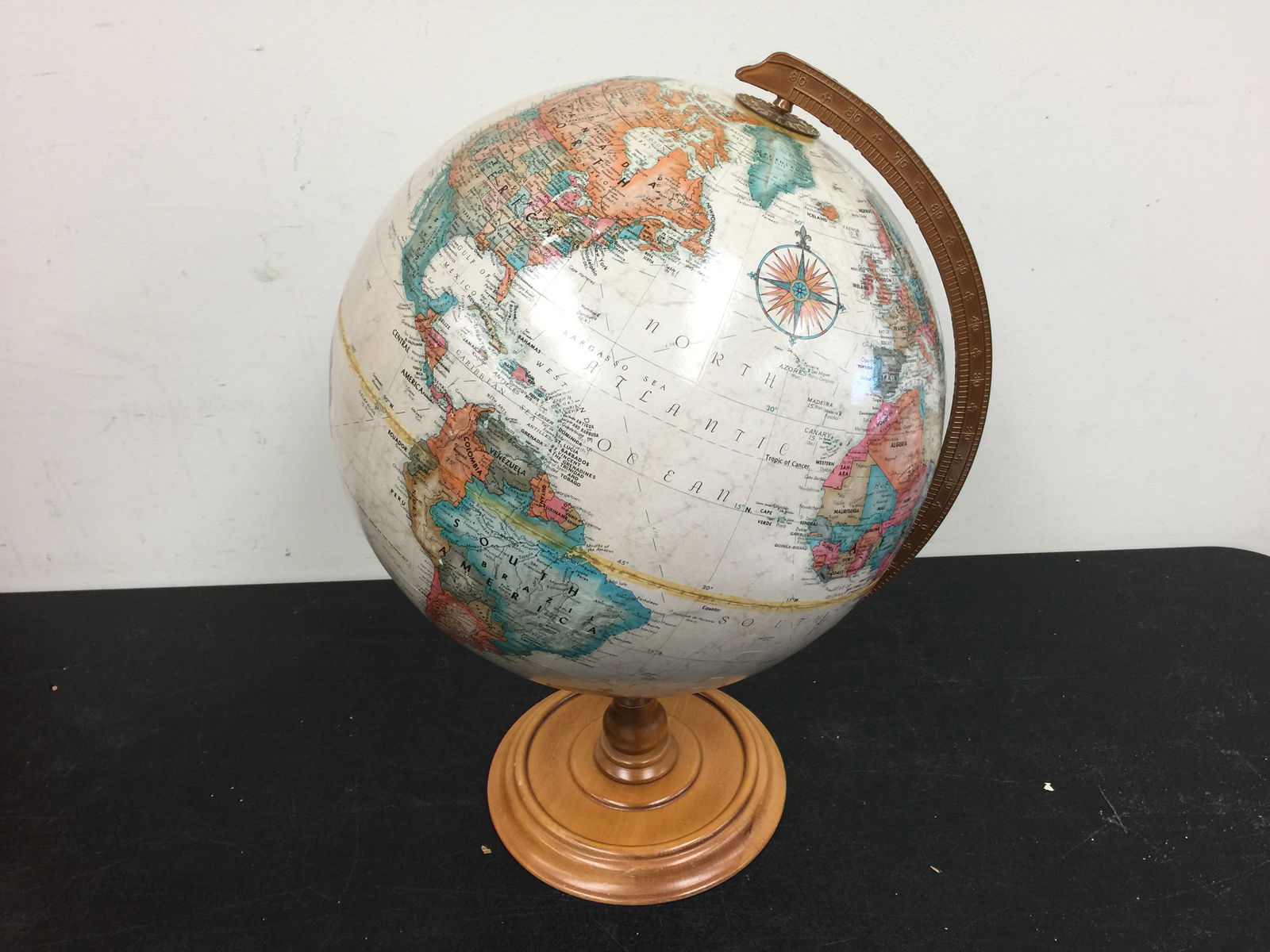 Vintage Globe (1 of 3)