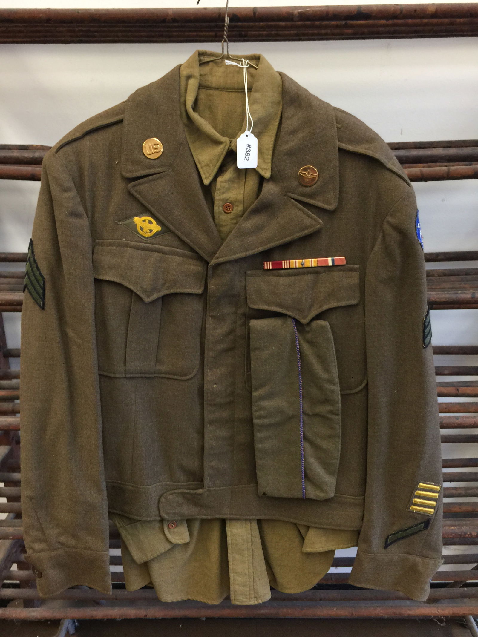WWII Ike Uniform: hat, jacket 25"L.