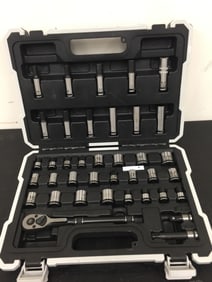 38 PC Kobalt Pro90 3/8 Drive Ratchet Set