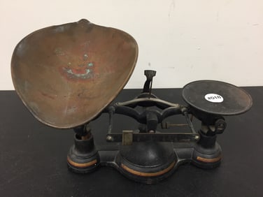 Cast Iron Painted Scale