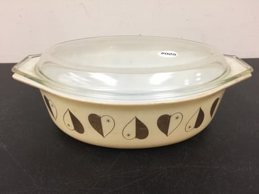 Pyrex "Golden Hearts" Oval Casserole