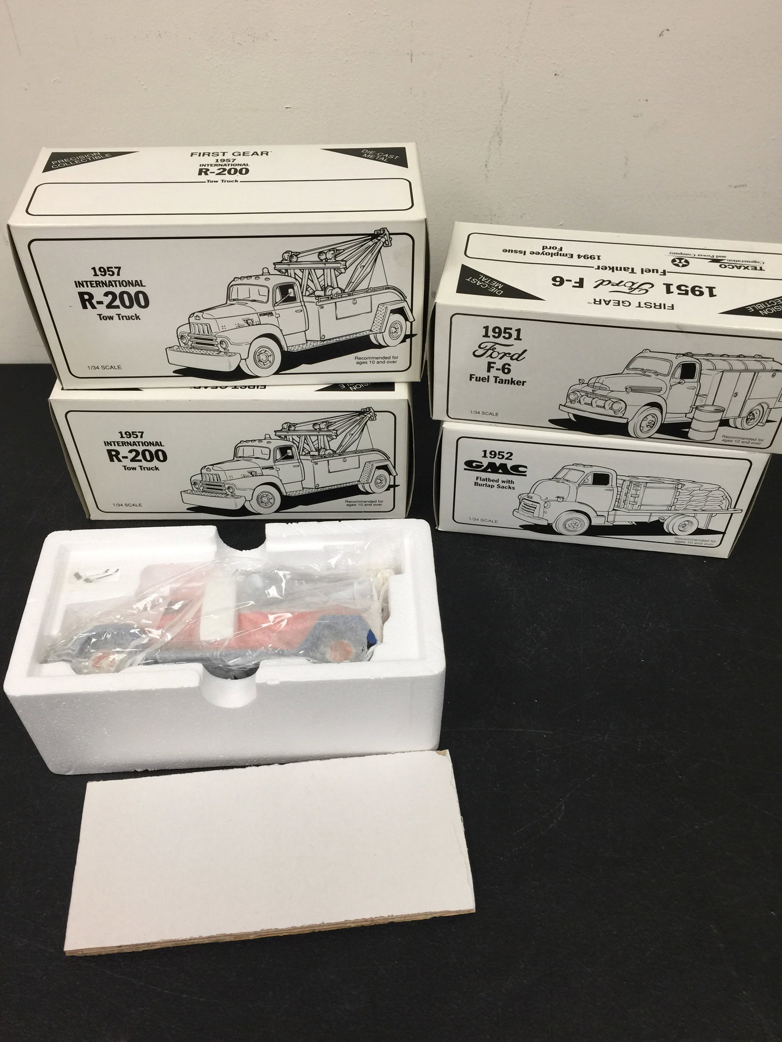 1/34 Scale GMC Die Cast (4): all ob/nib.
