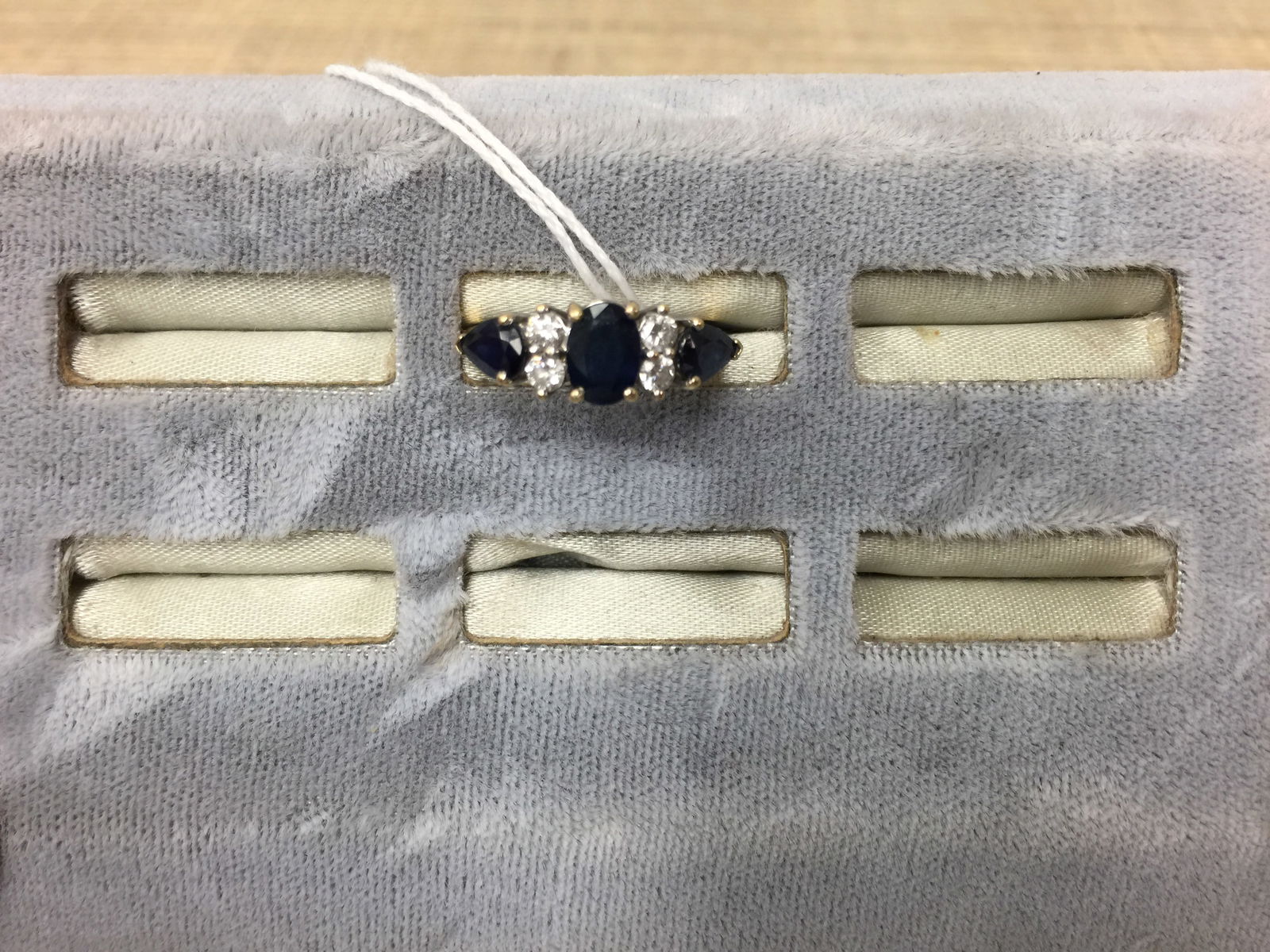 18k Gold Ring (1 of 4)