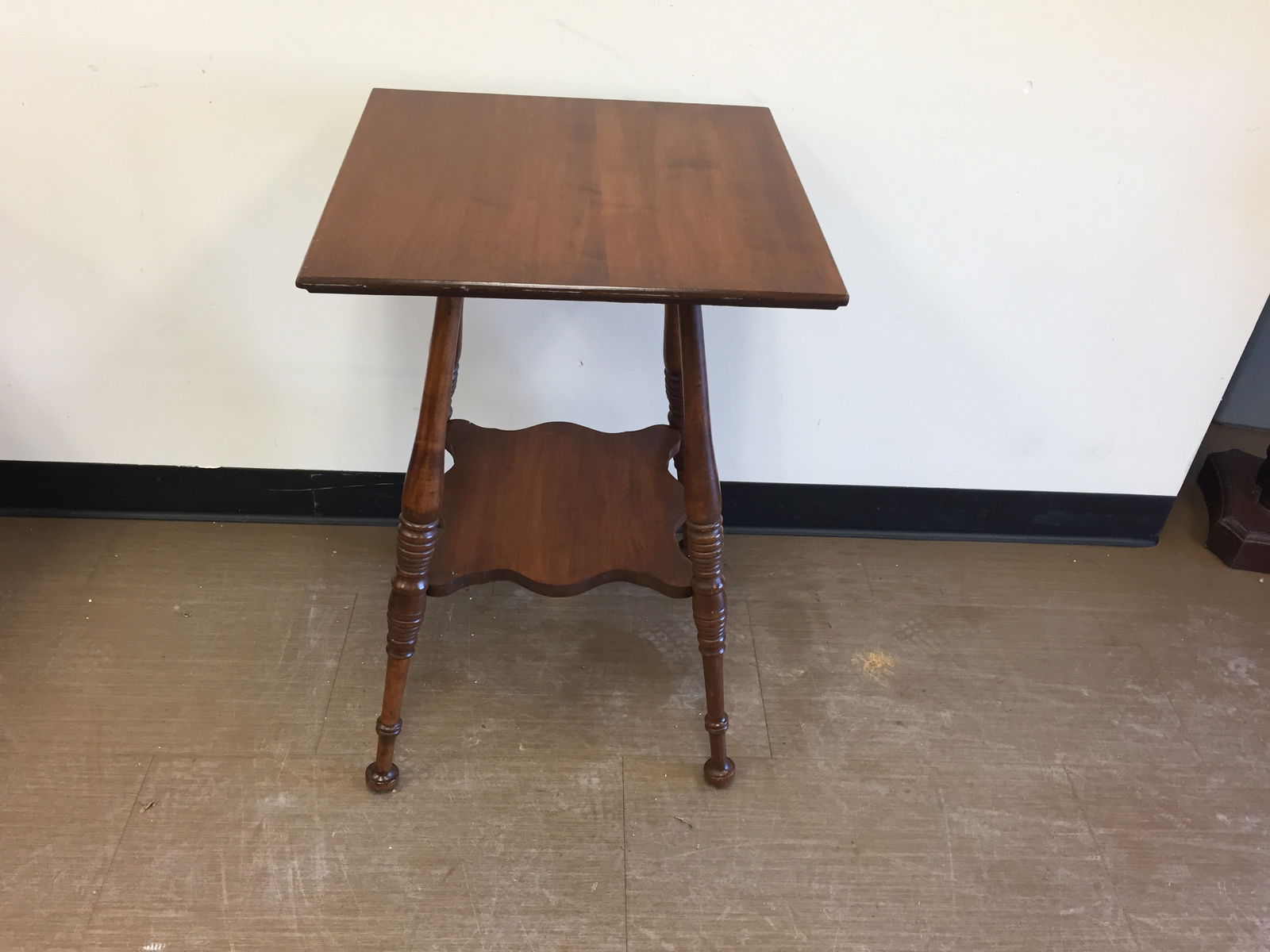 Antique Parlor Stand (1 of 3)