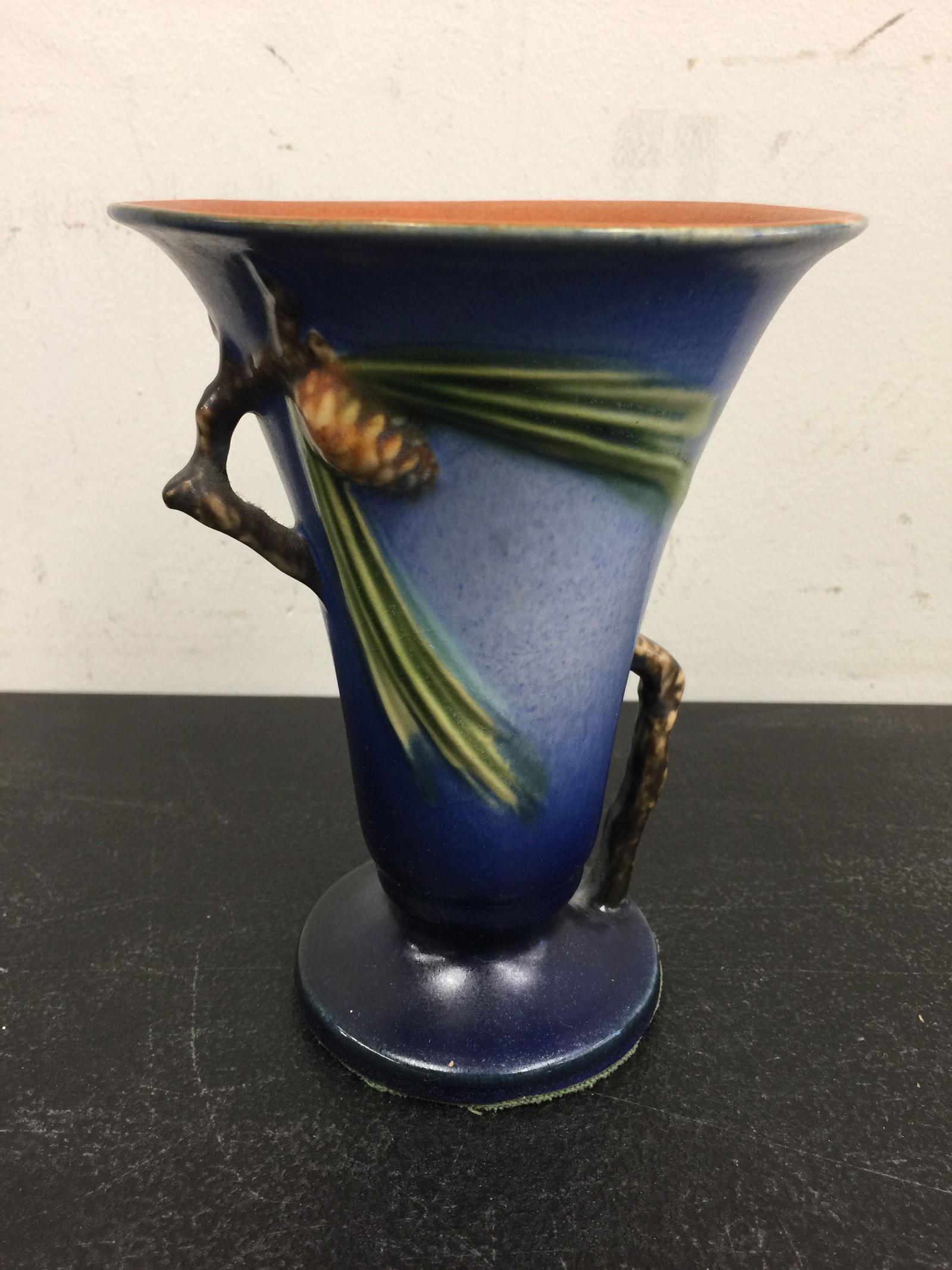 Roseville Pinecone Vase (1 of 5)