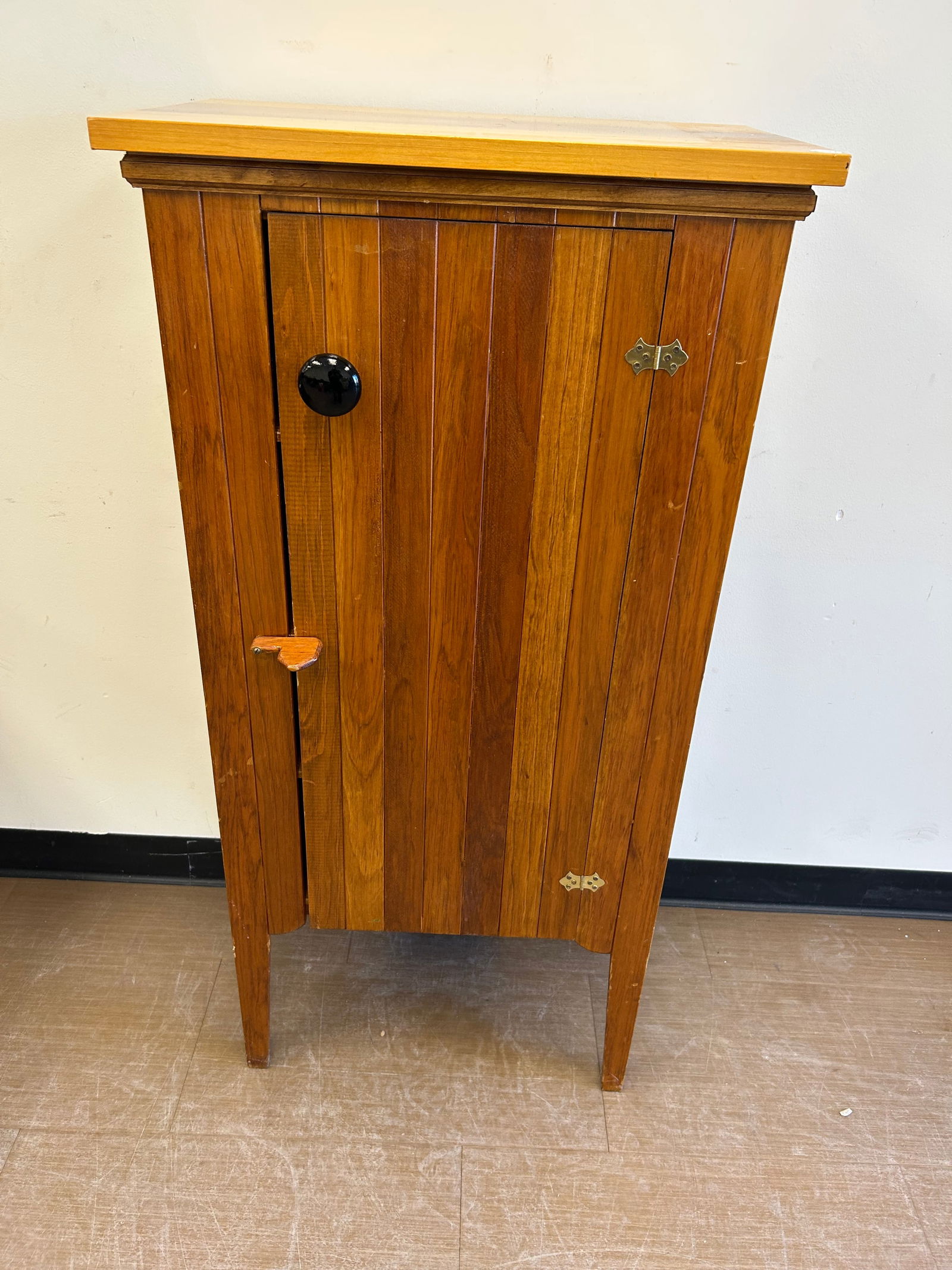 Chimney Cupboard (1 of 6)