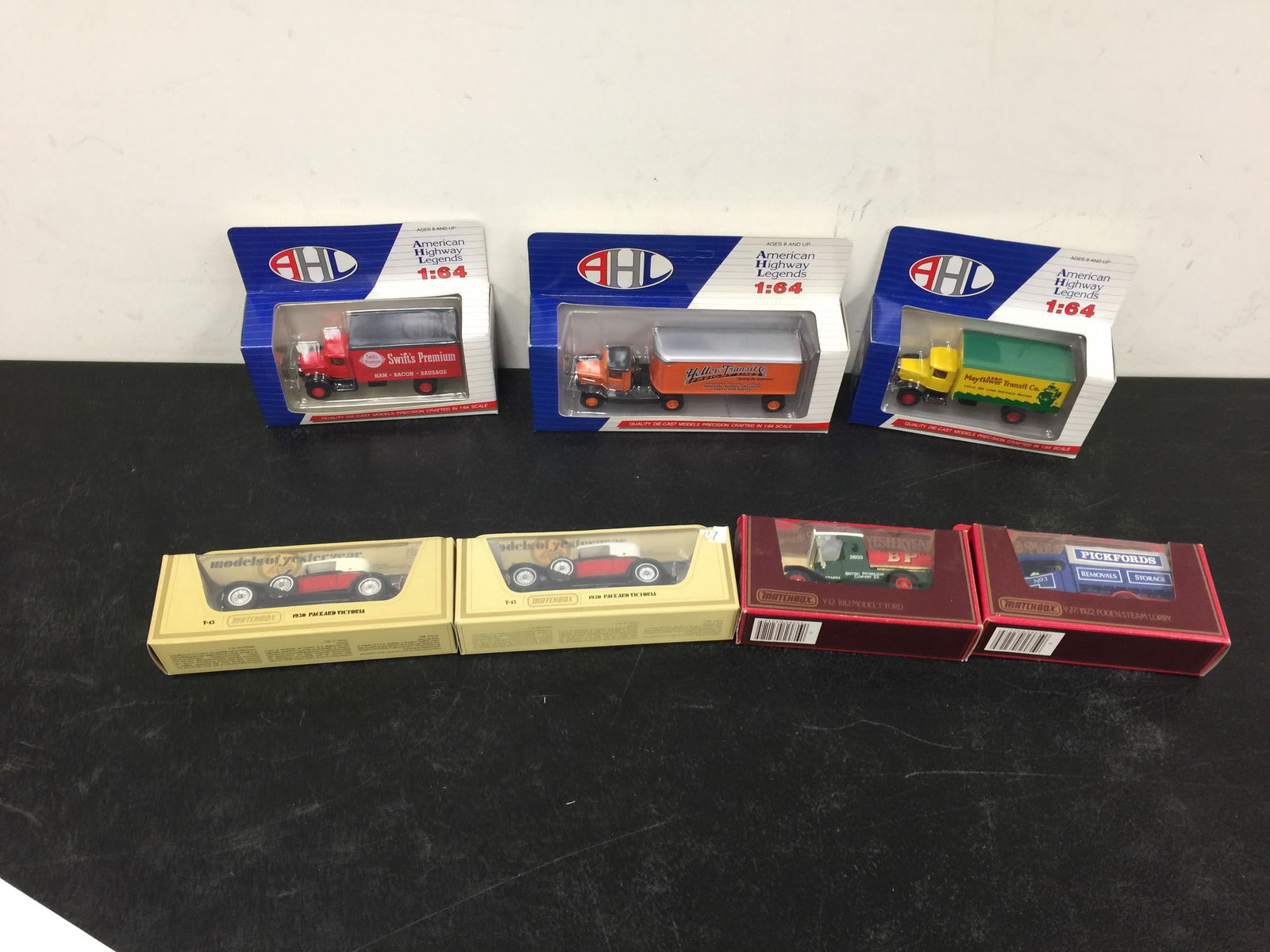 7 Diecast Vehicles (1 of 3)