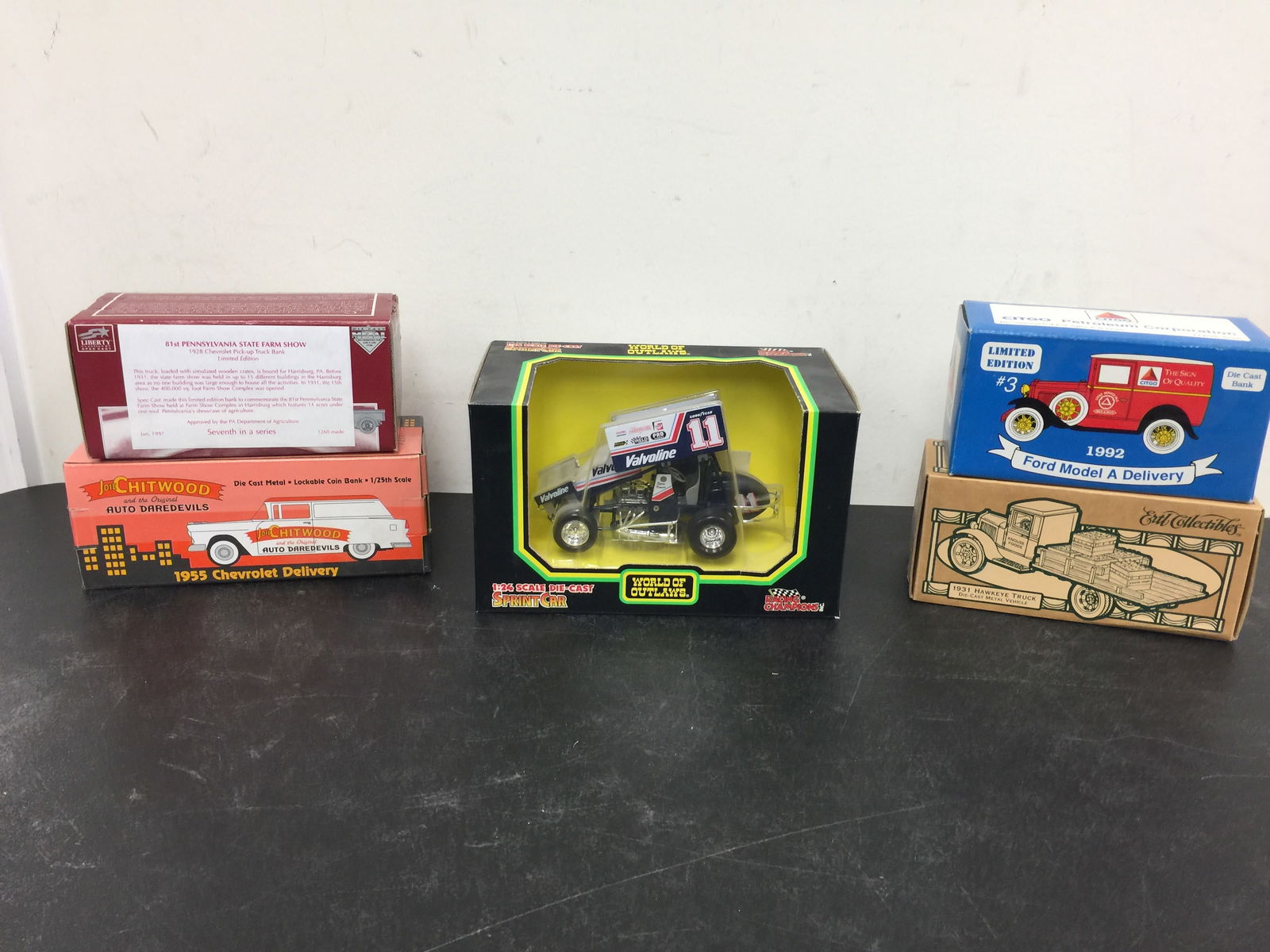 5 Diecast Vehicles (1 of 3)