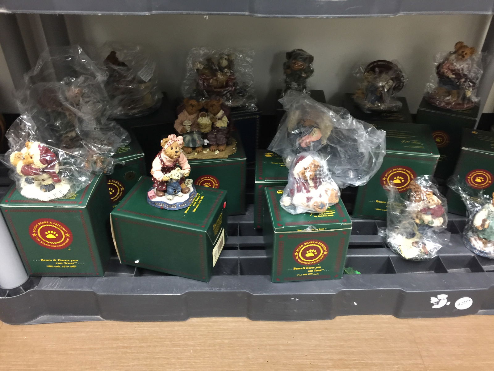 Boyds Resin Bears: NIB