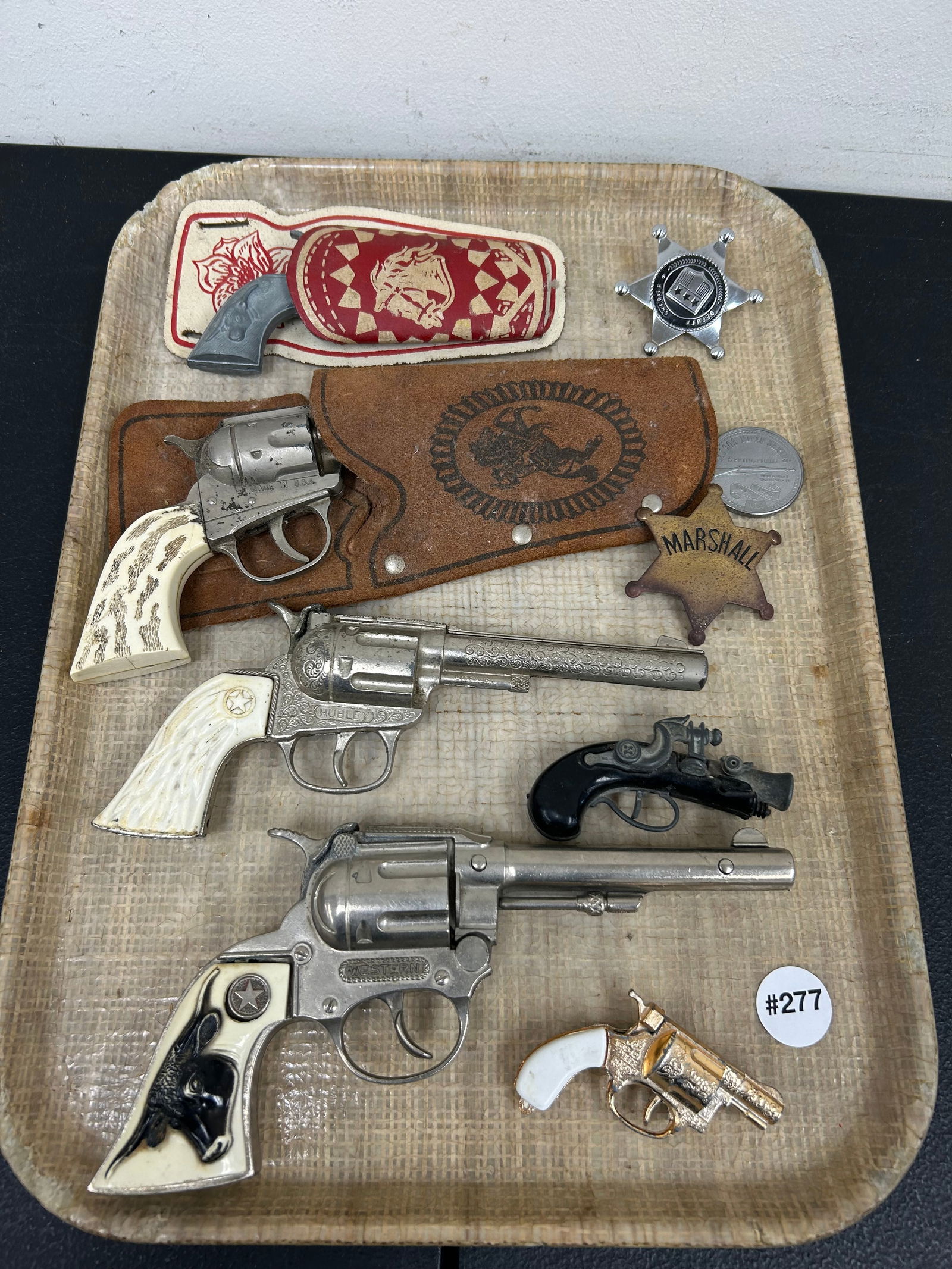 Vintage Cap Guns: includes 1 Hubley, badges plus