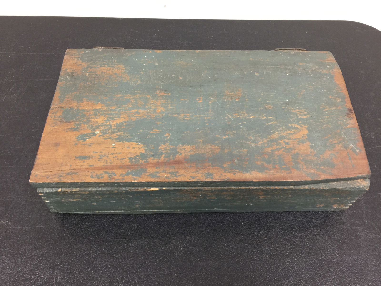 Primitive Finger Jointed Painted Box (1 of 4)