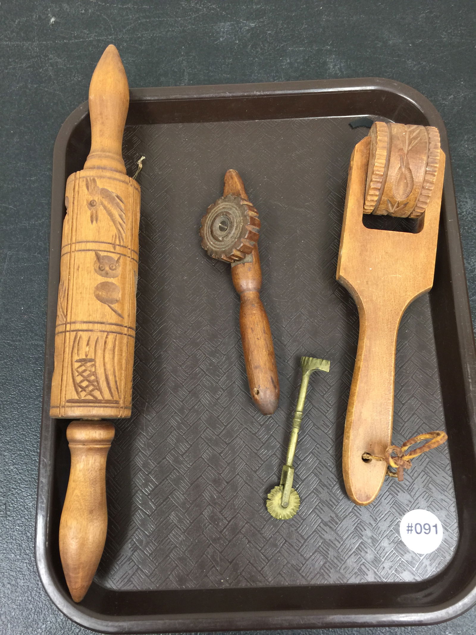 Woodenware Lot (1 of 4)