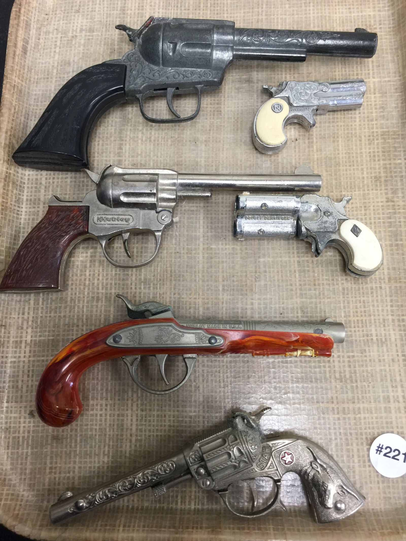 Vintage Cap Guns (1 of 7)