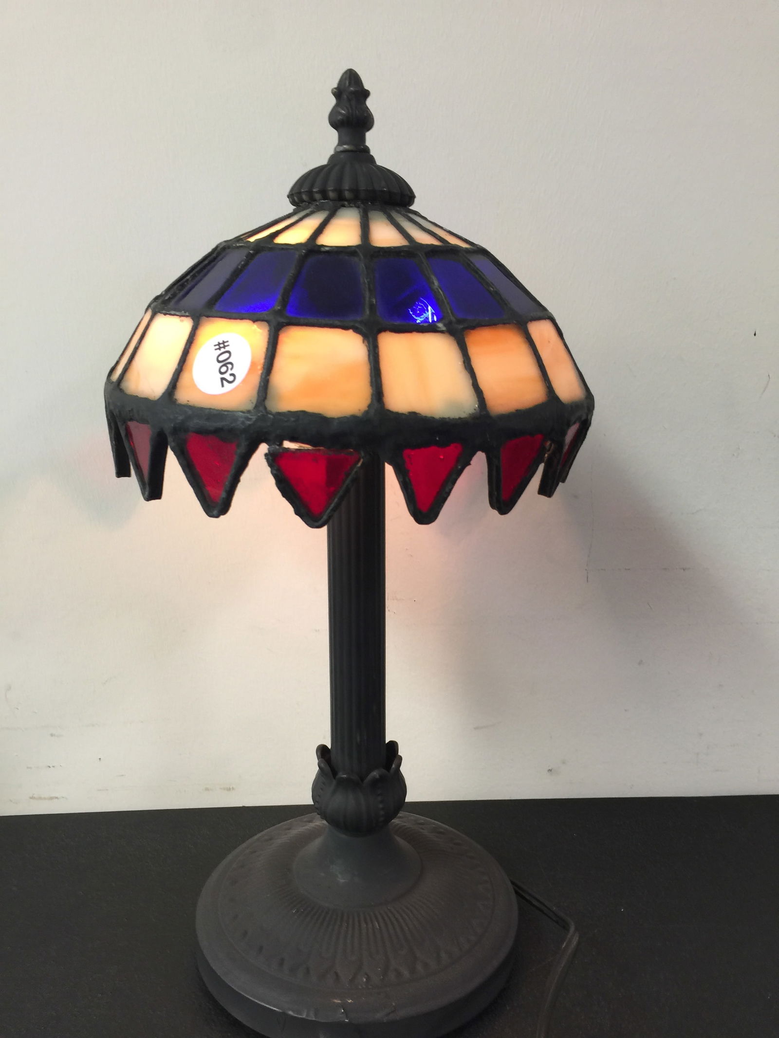 Stained Glass Lamp (1 of 6)