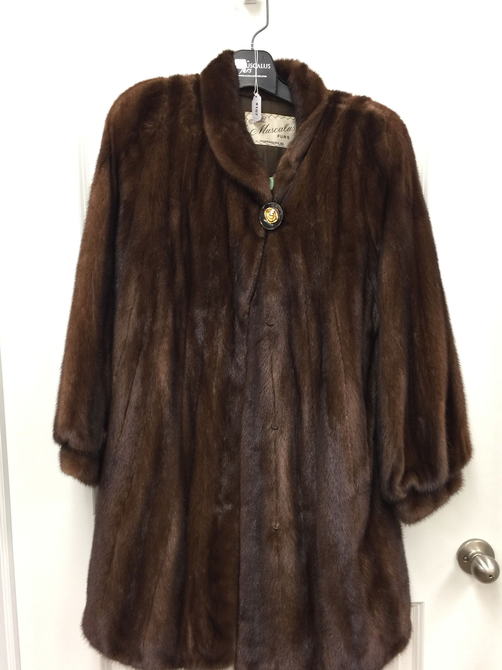 Vintage Ladies MInk Fur Coat (1 of 5)