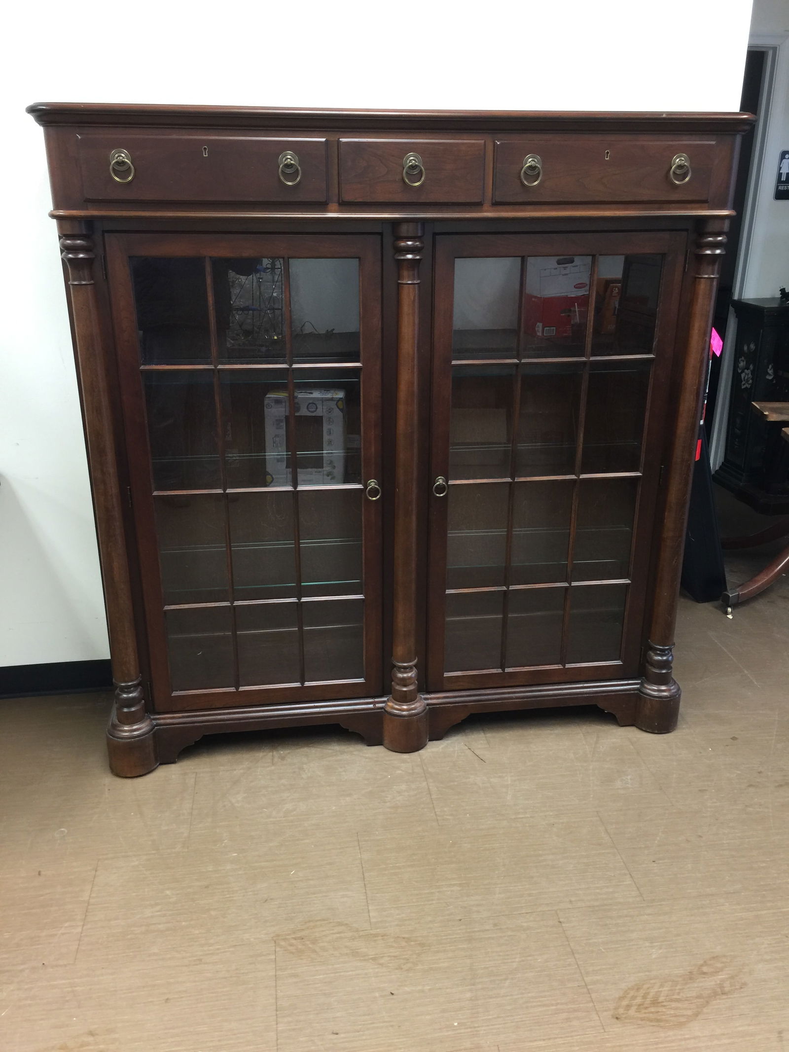 PA House Two Door Bookcase (1 of 7)