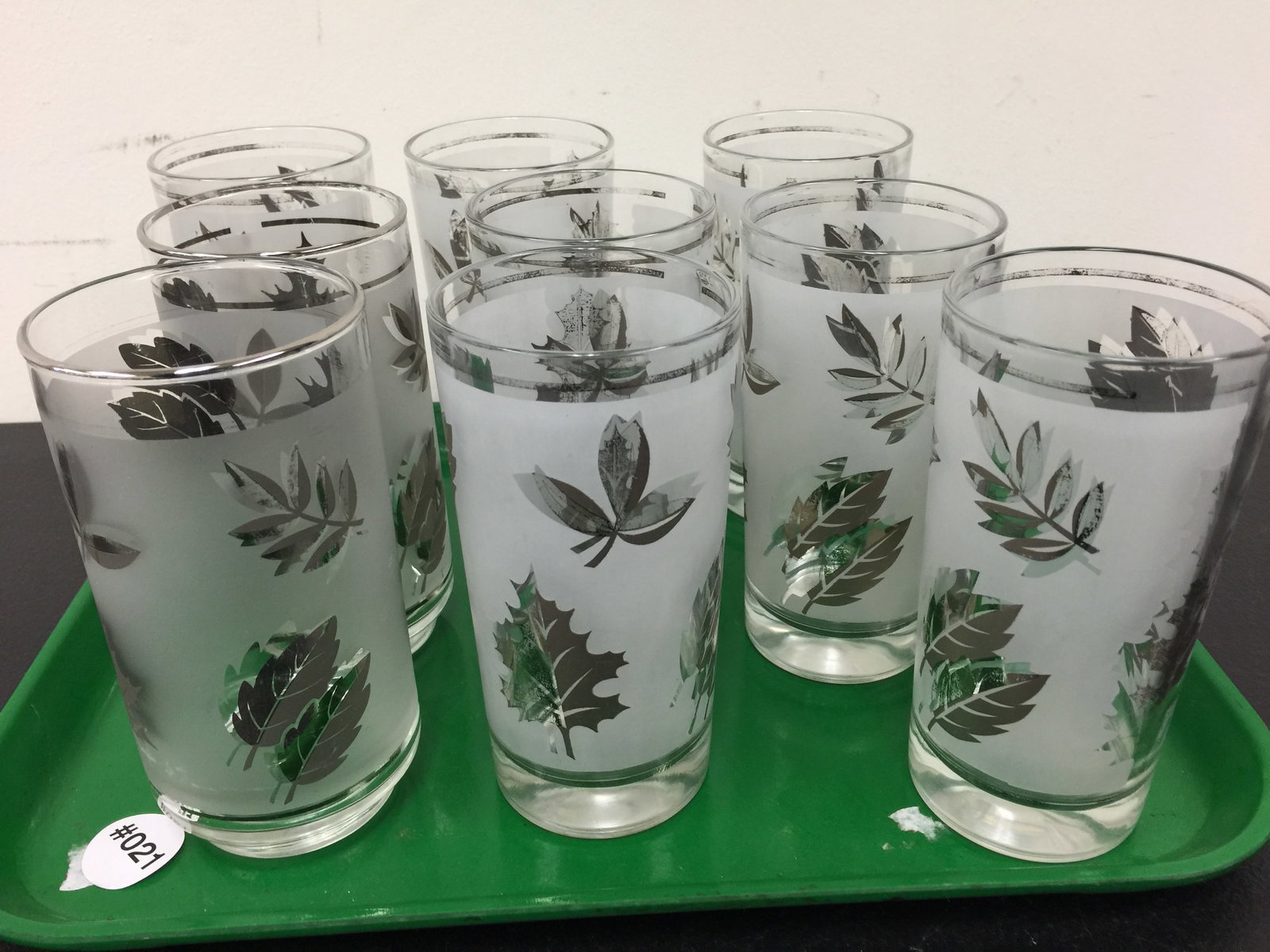 MCM Libbey Glasses Frosted Leaf (9): seven match, other pair, 6"H.
