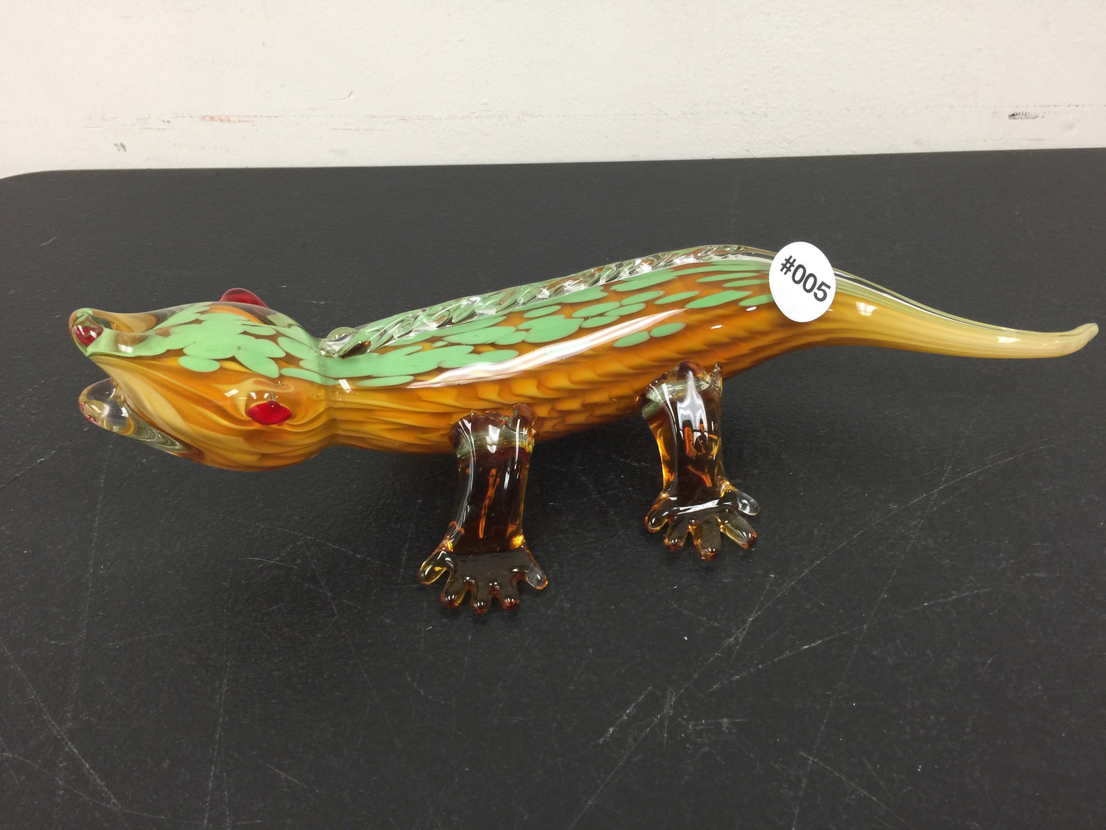 Art Glass Salamander: 12"