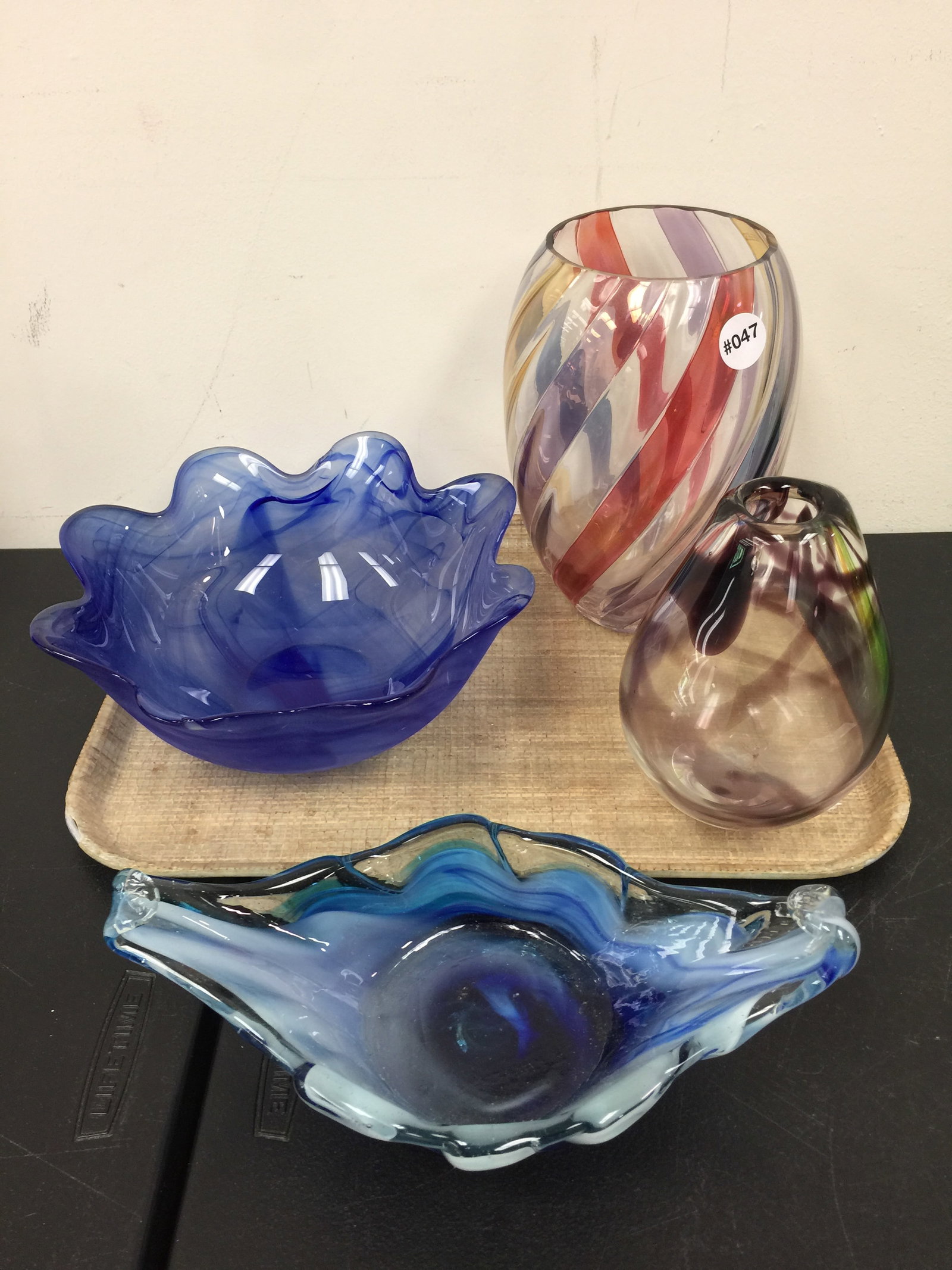 4 Pcs Art Glass: Largest 10"
