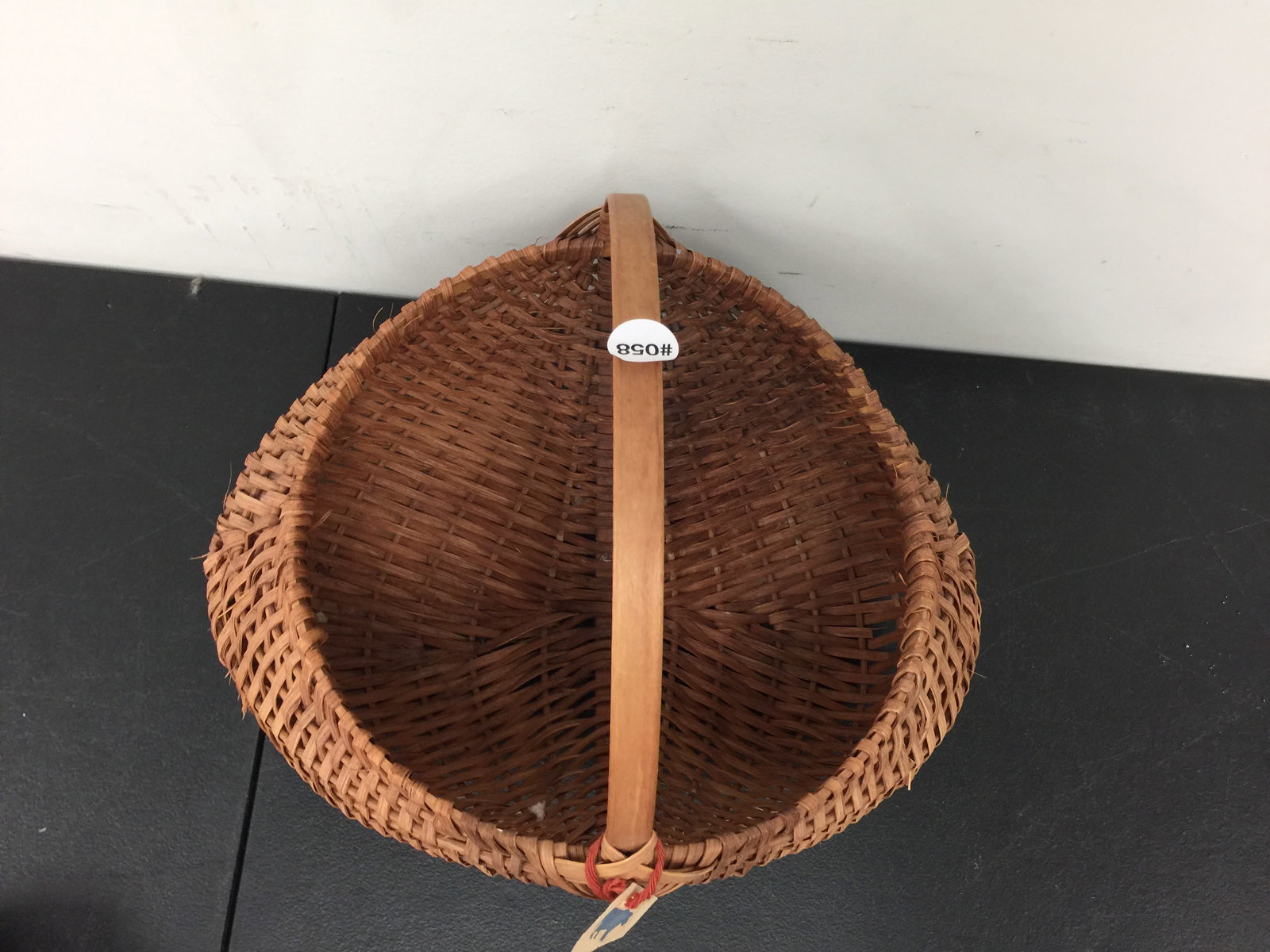 Vintage Buttocks Basket - 2