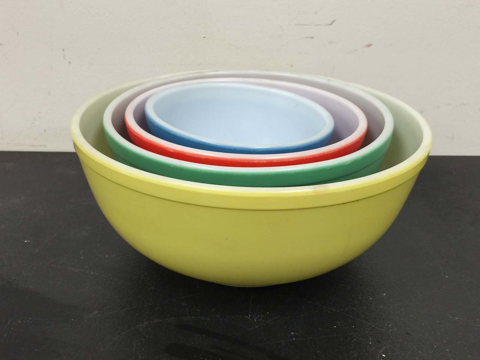 Pyrex Nest of Bowls (4) (1 of 3)