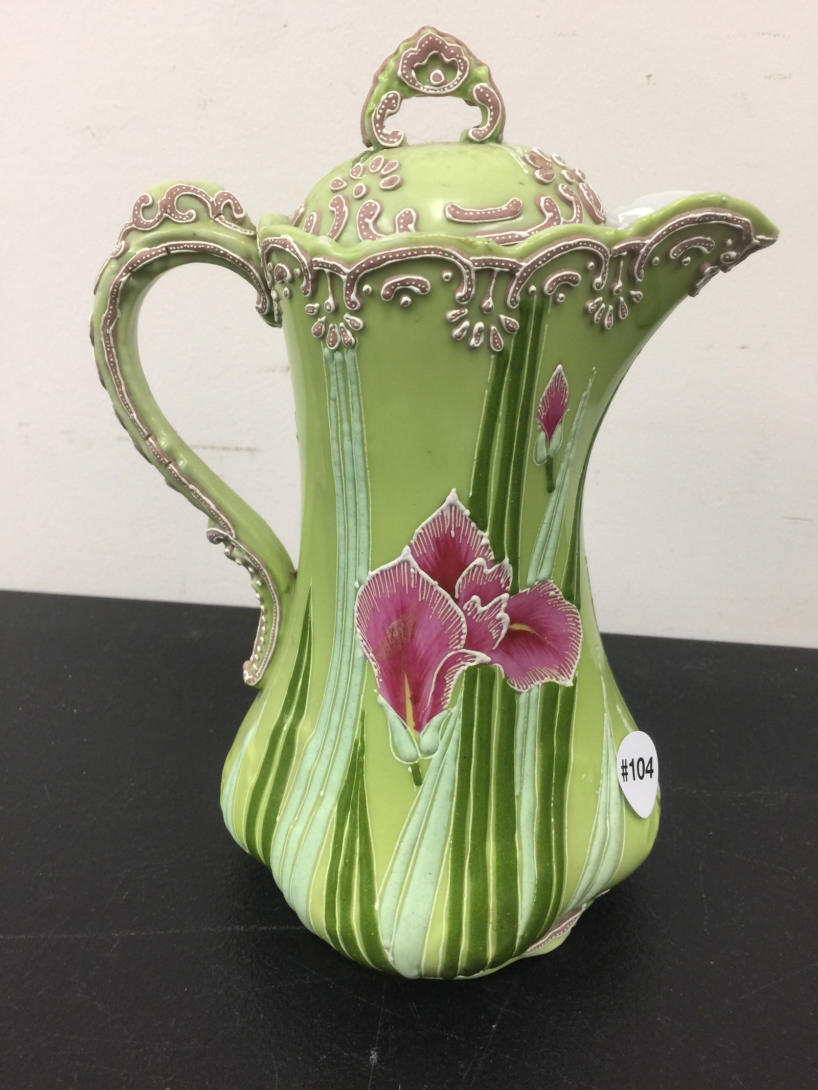 Nippon Moriage Teapot (1 of 3)