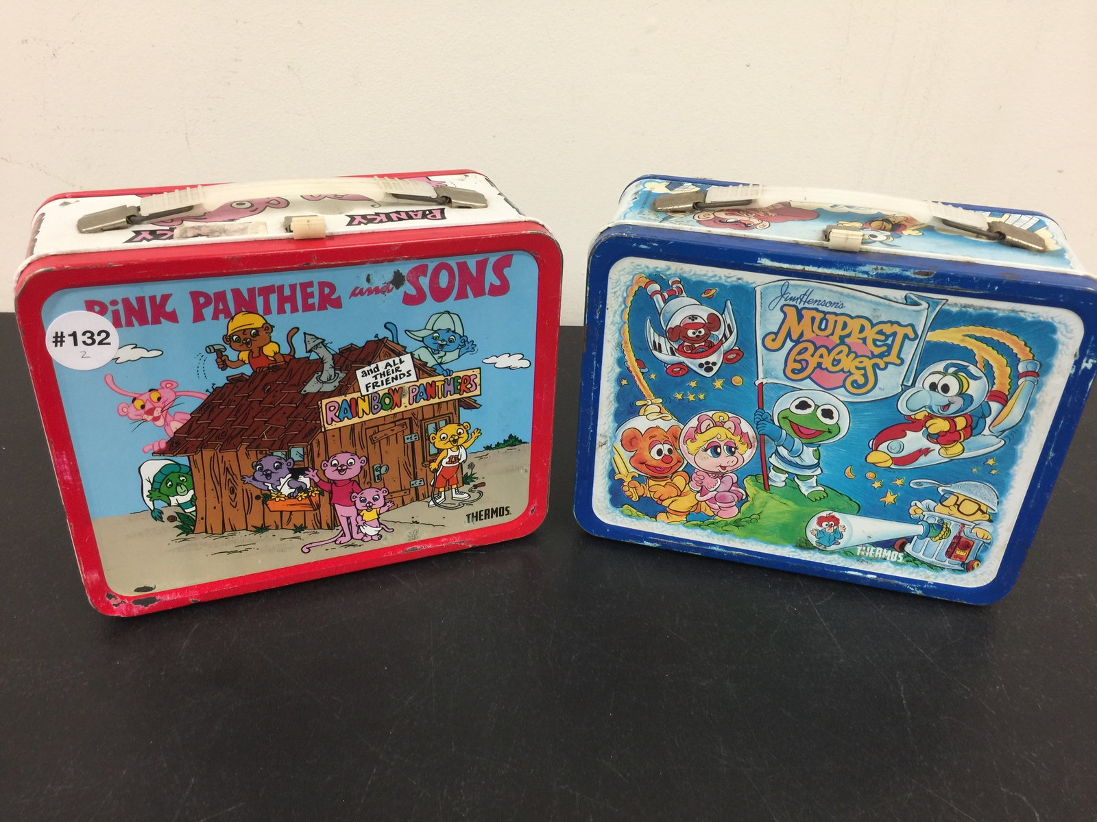 2 Vintage Lunch Boxes (1 of 5)
