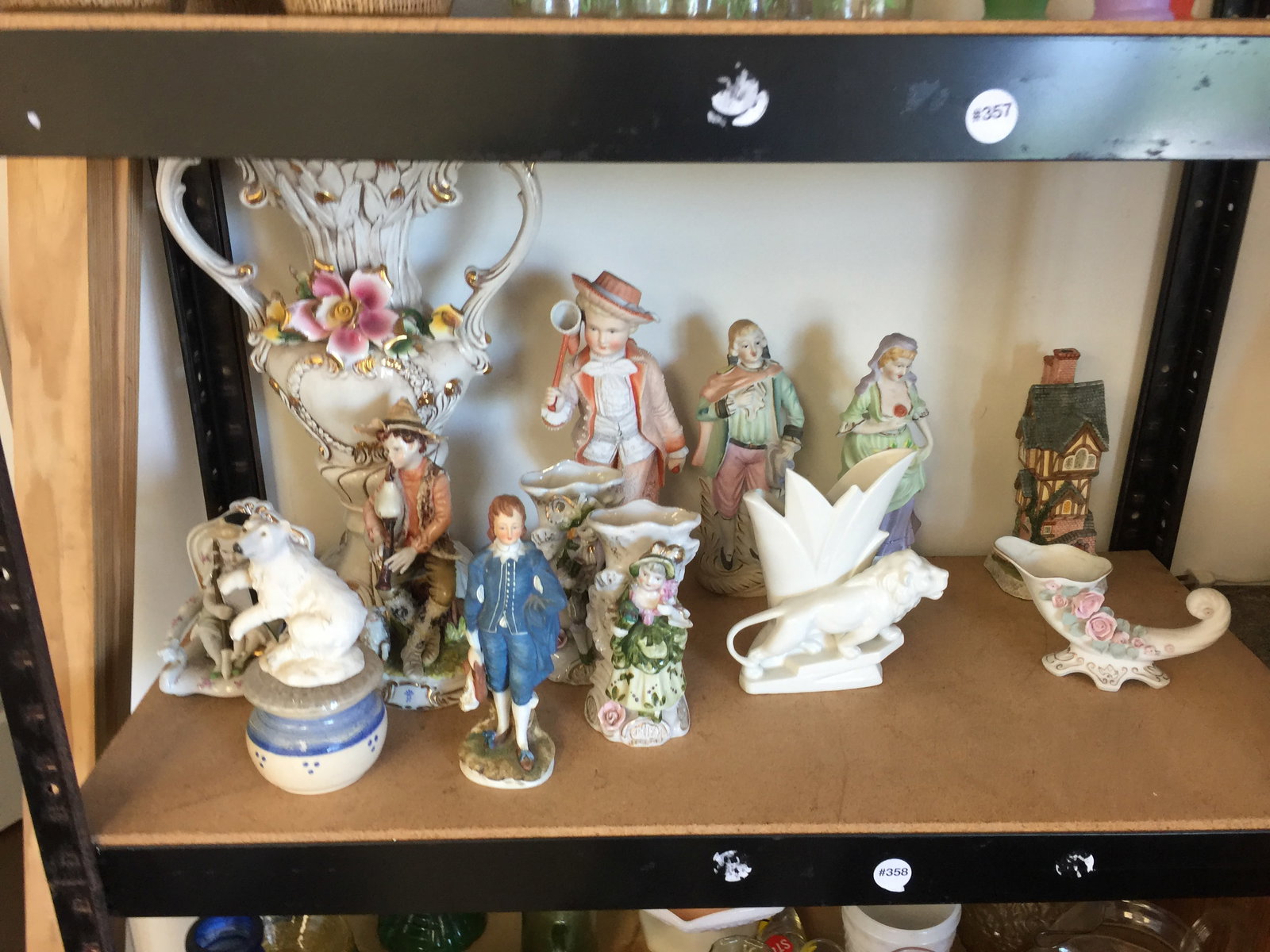Figurine Lot Plus (1 of 4)