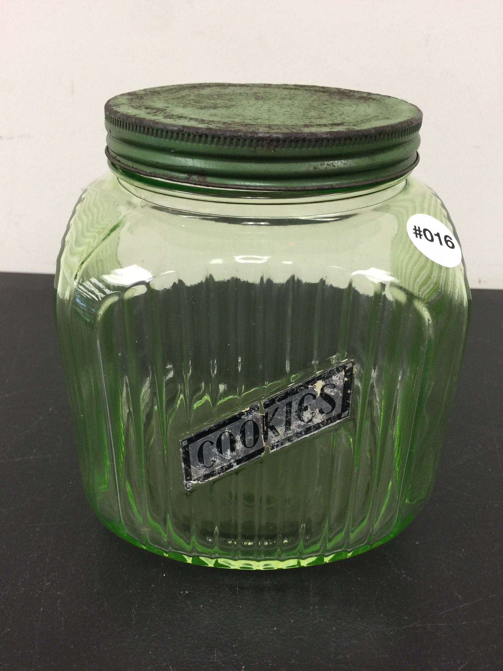 Depression Uranium Cookie Jar (1 of 4)