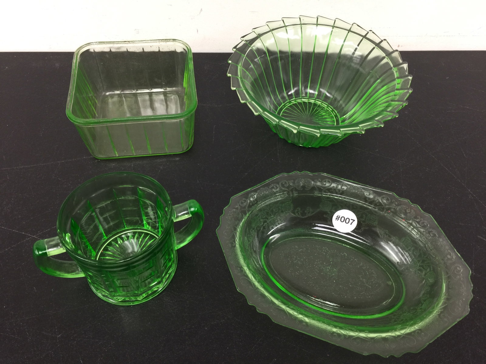 Green Depression Uranium Lot (4) (1 of 5)
