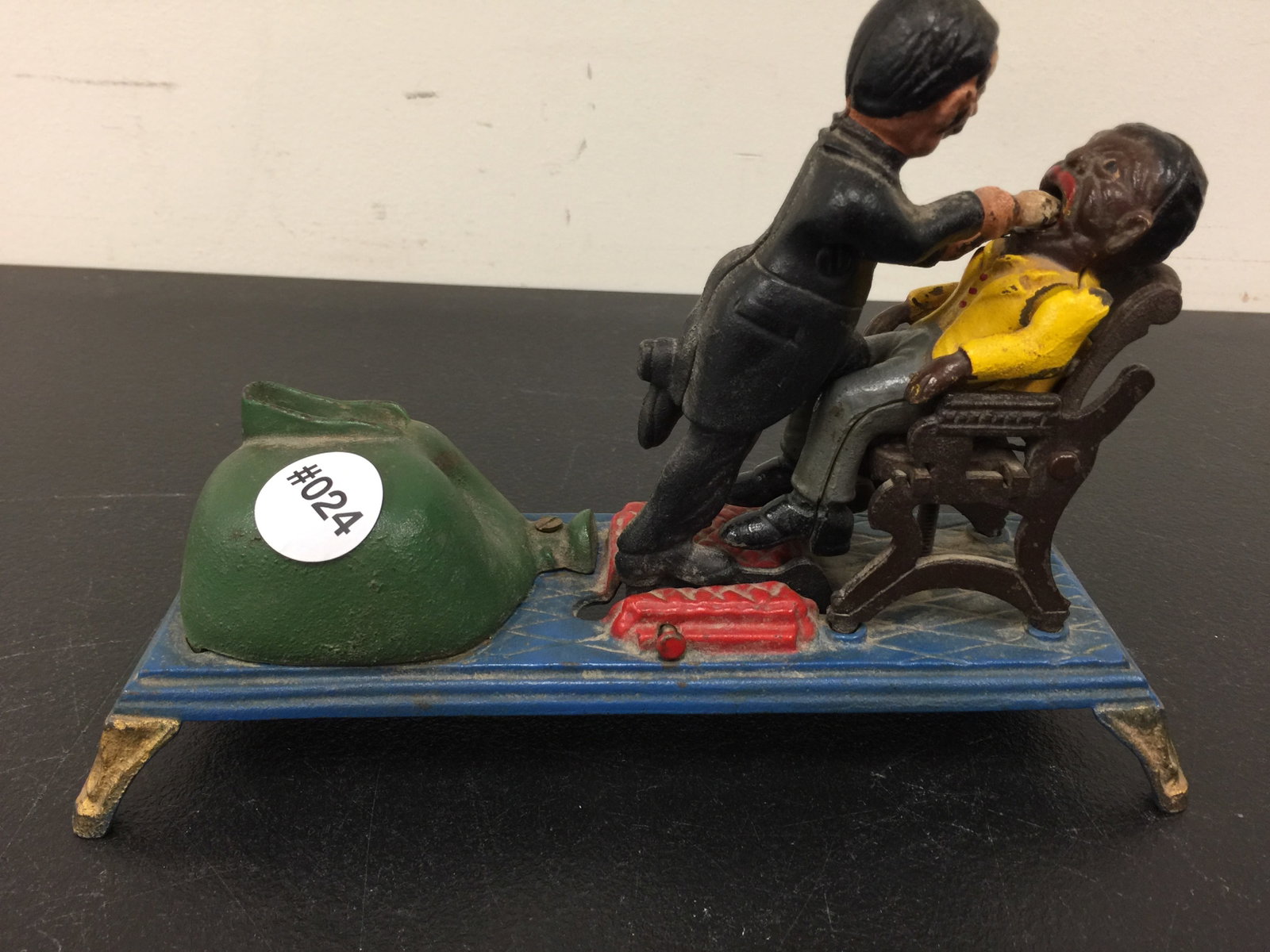 Dentist Mechanical Bank (1 of 4)