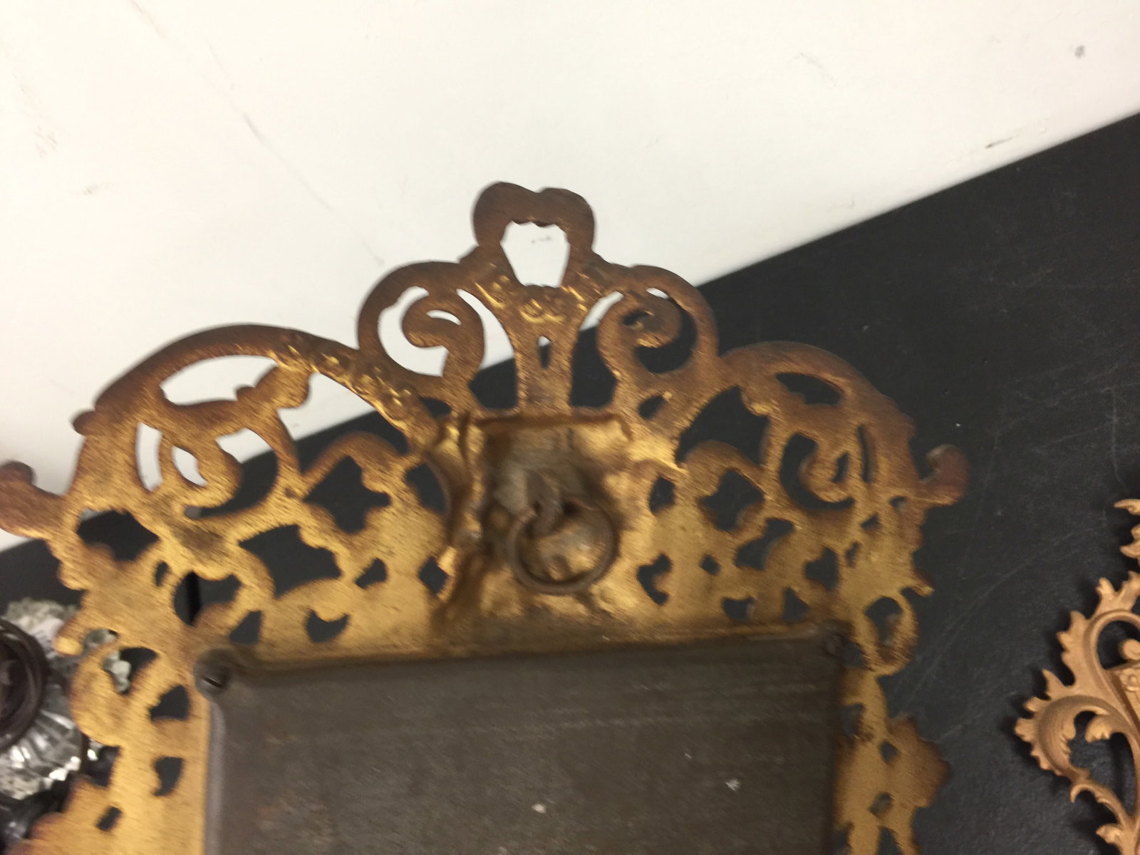 2 Antique Iron Frames - 4