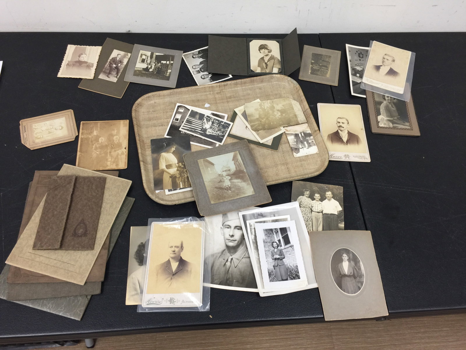 Large Grouping of Antique/Vintage Photos (1 of 5)