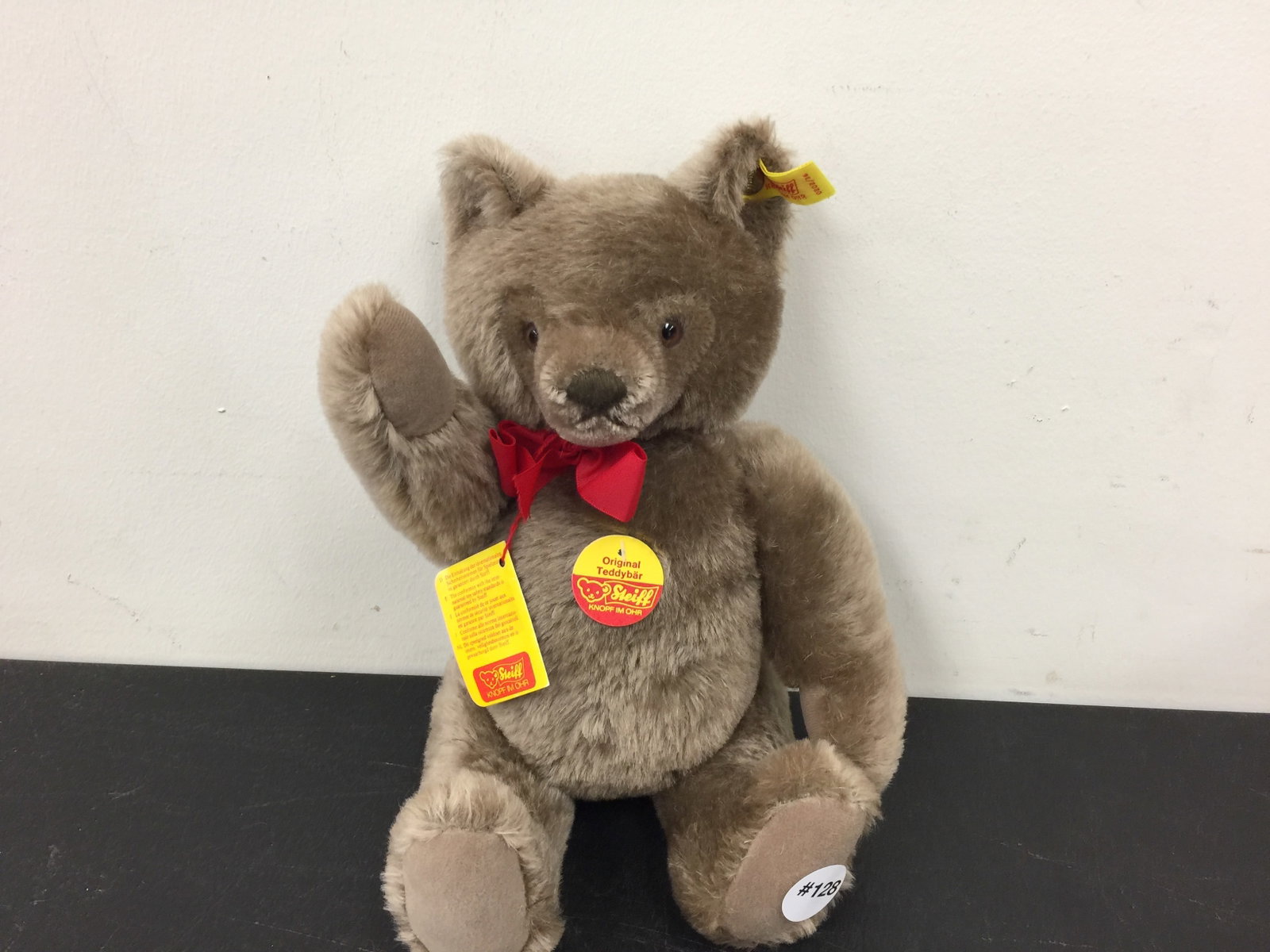 Steiff Jointed Bear w/Growler (1 of 3)